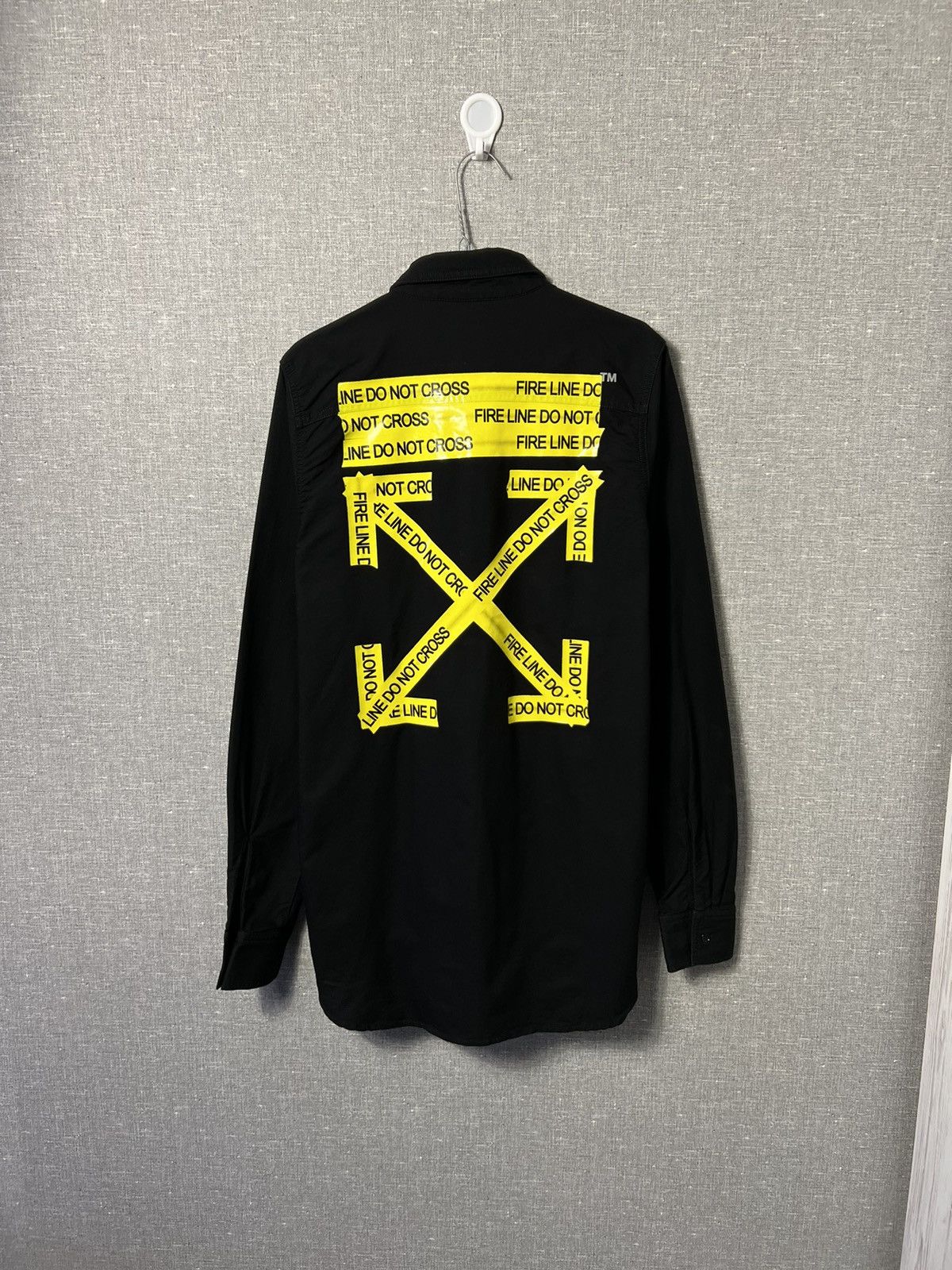 Off-White Rare Off-White Black Firetape Printed Button Oversized Shirt Size US XS / EU 42 / 0 - 3 Thumbnail