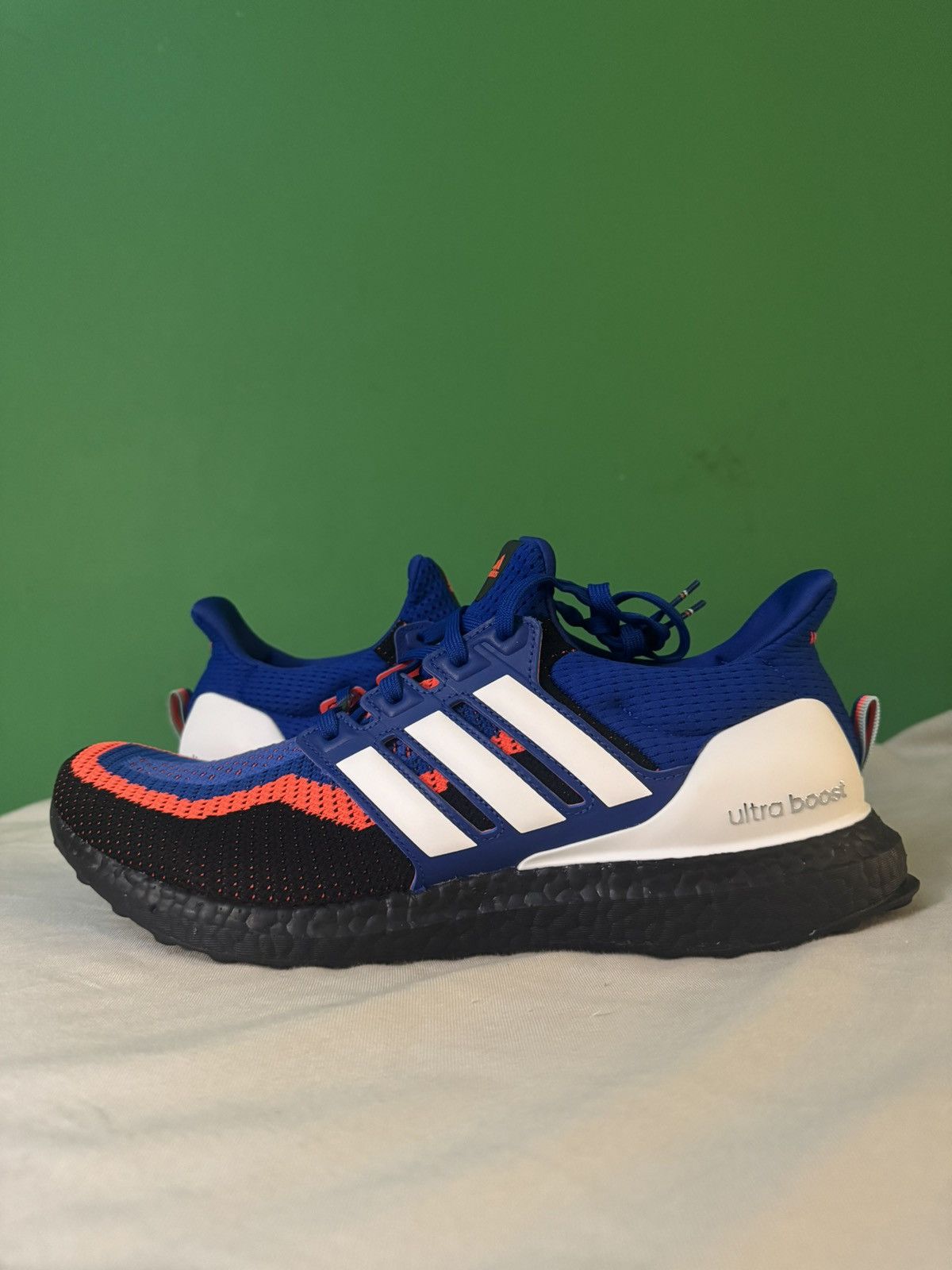 Adidas Adidas ultra boost 2 foot locker 2019 Size US 11.5 / EU 44-45 - 1 Thumbnail