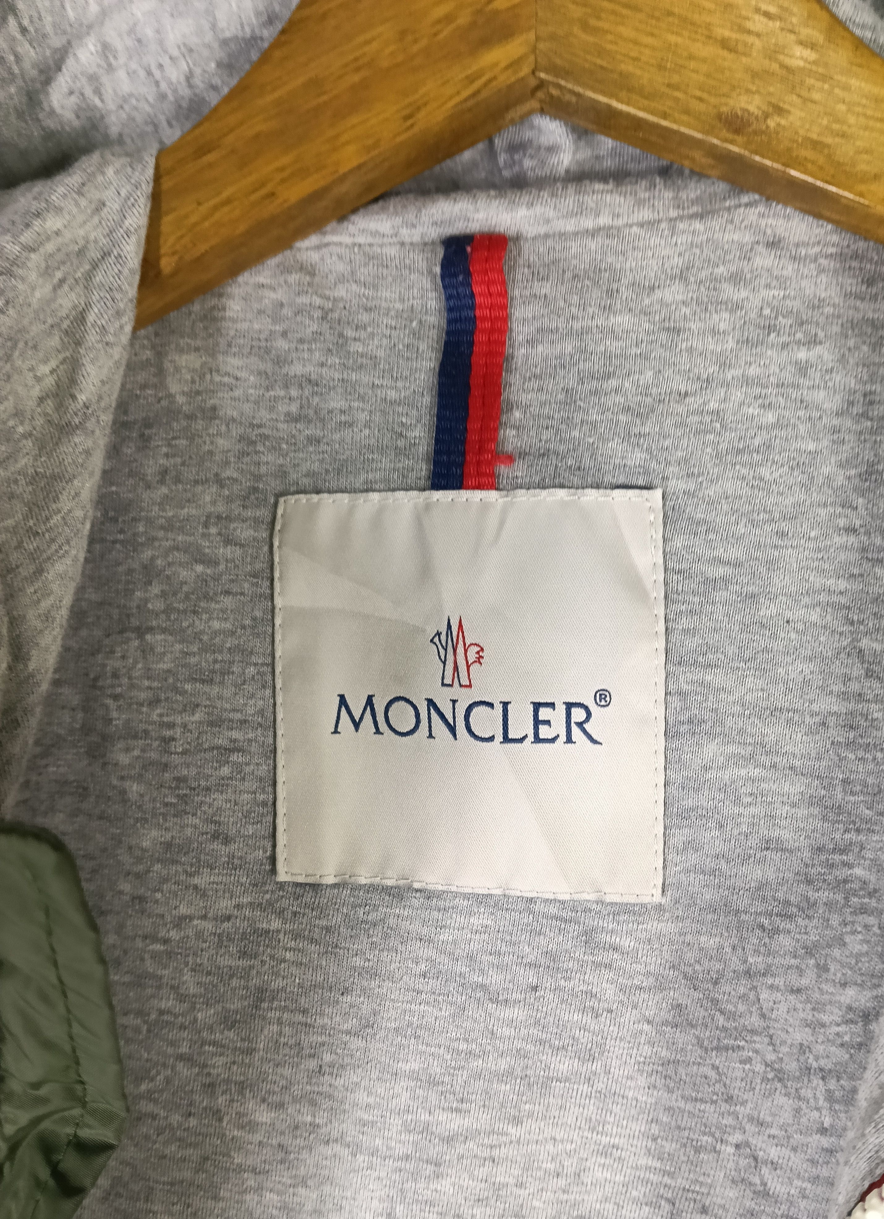 Moncler Moncler Urville Hoodie Jacket Size US XS / EU 42 / 0 - 13 Thumbnail