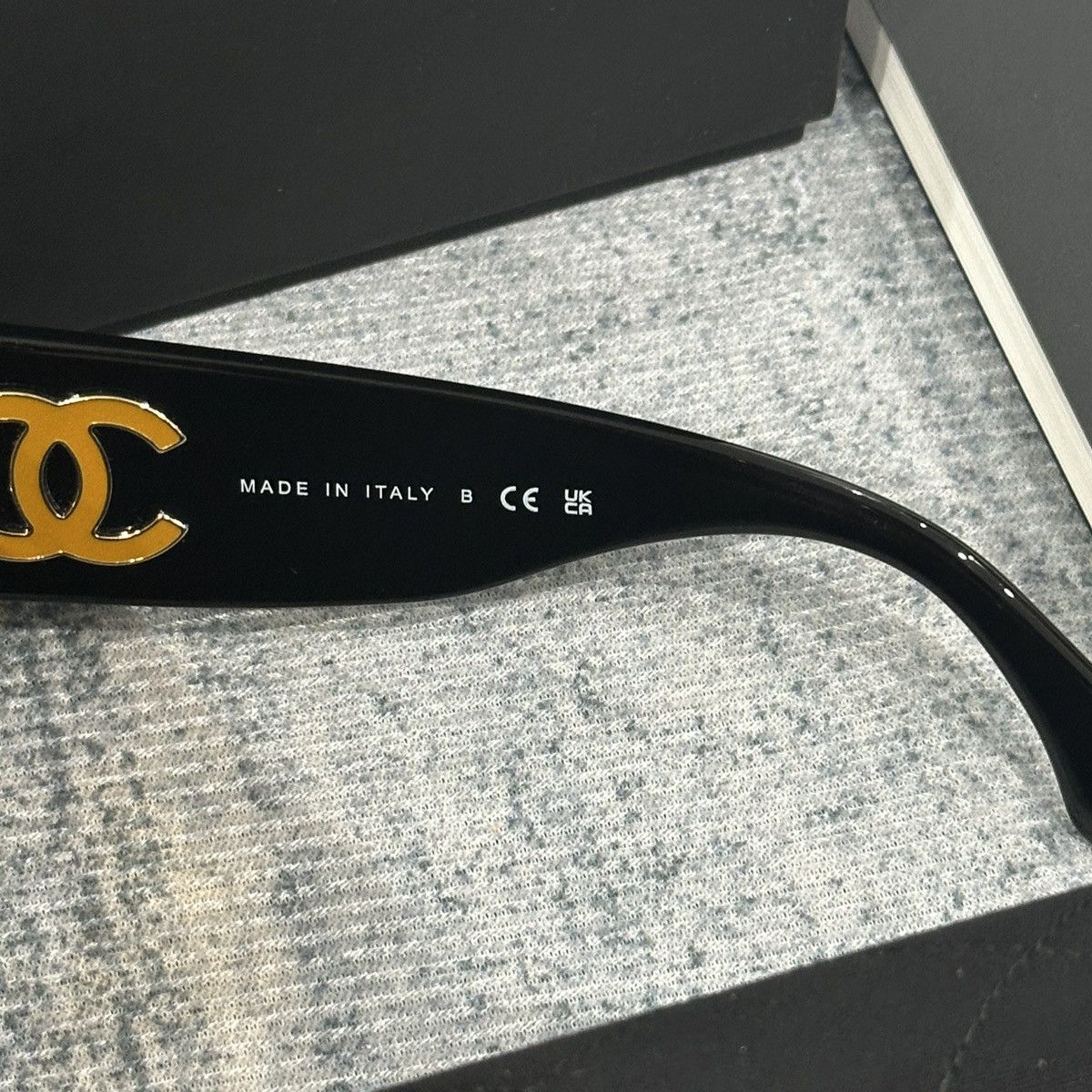 Chanel CHANEL 0CH5539 1799/7 SUNGLASSES Size ONE SIZE - 7 Thumbnail