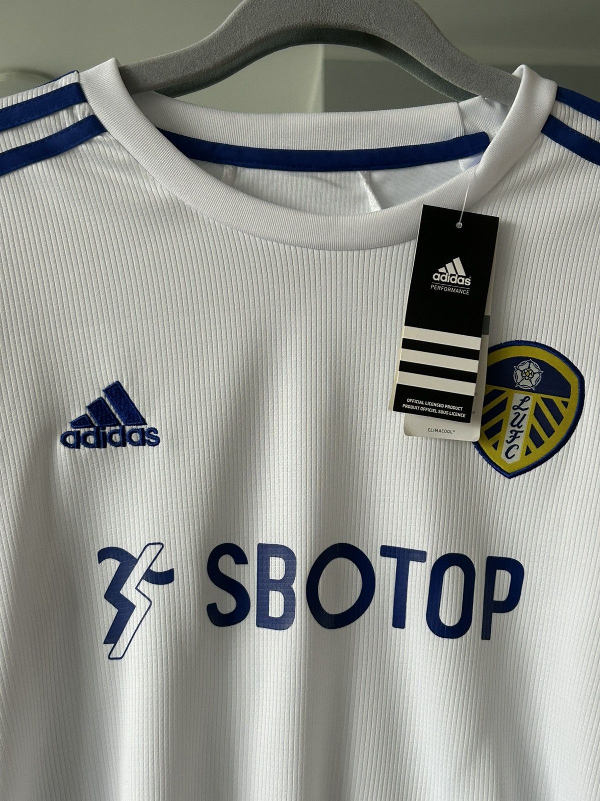 Adidas Leeds United 2020 home football shirt jersey camiseta Adidas Size US S / EU 44-46 / 1 - 3 Thumbnail