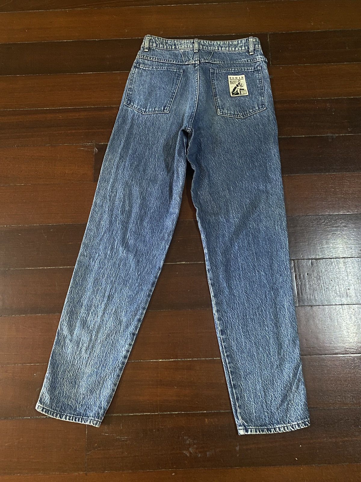 Sick 🔥 VINTAGE EDWIN CLASSIC CROPPED