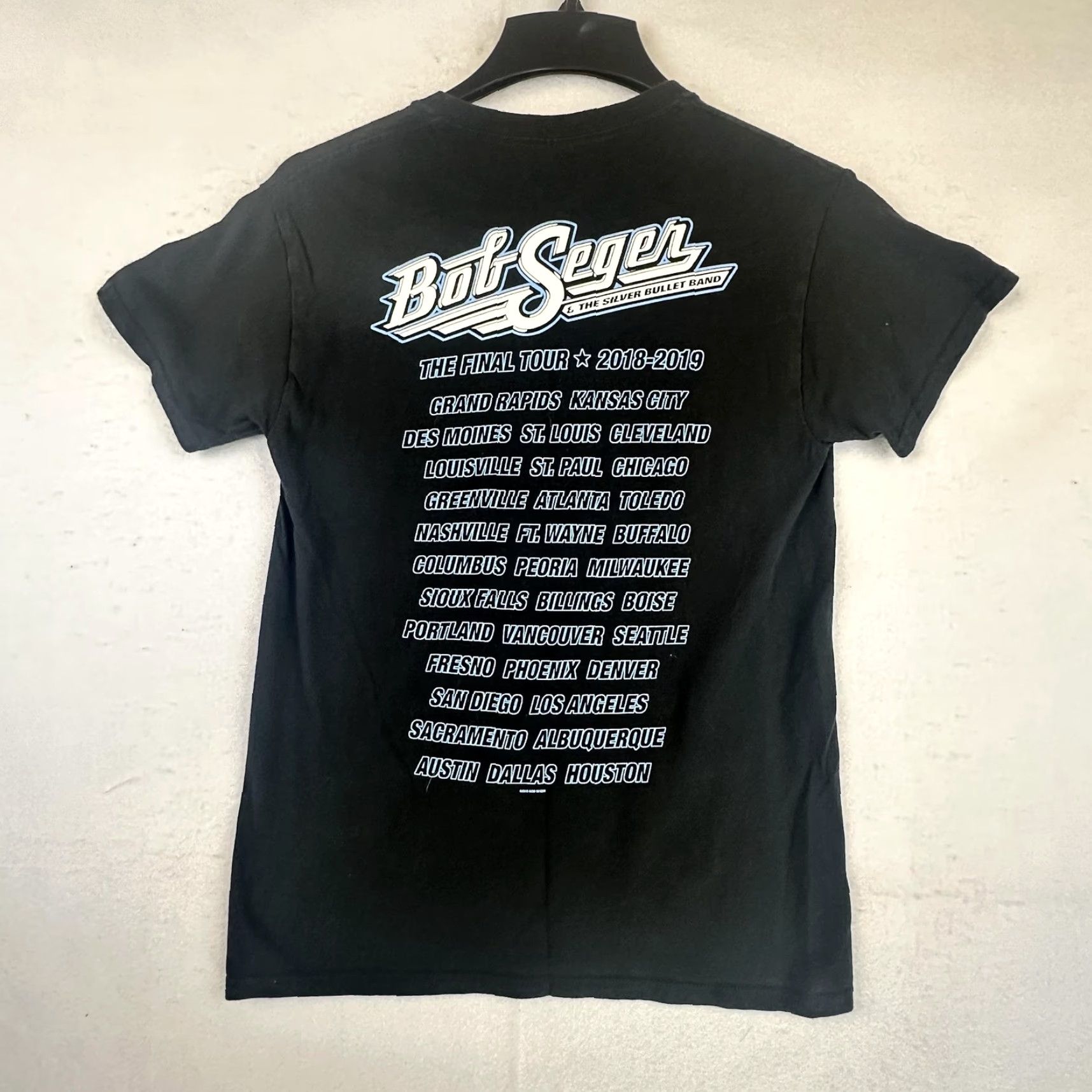Gildan Bob Seger Roll Me Away Tour Shirt Mens Small Black 2018 Band Concert Rock Tee Shirt Mens Small Black 2018 Band Tour Tee Size US S / EU 44-46 / 1 - 6 Thumbnail