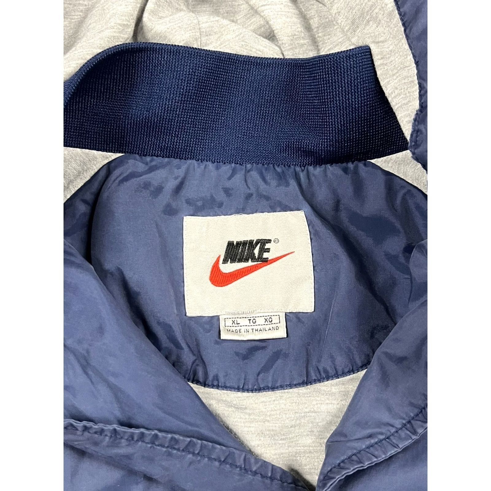 Nike VINTAGE Nike Windbreaker Jacket XS? Size US XL / EU 56 / 4 - 5 Thumbnail