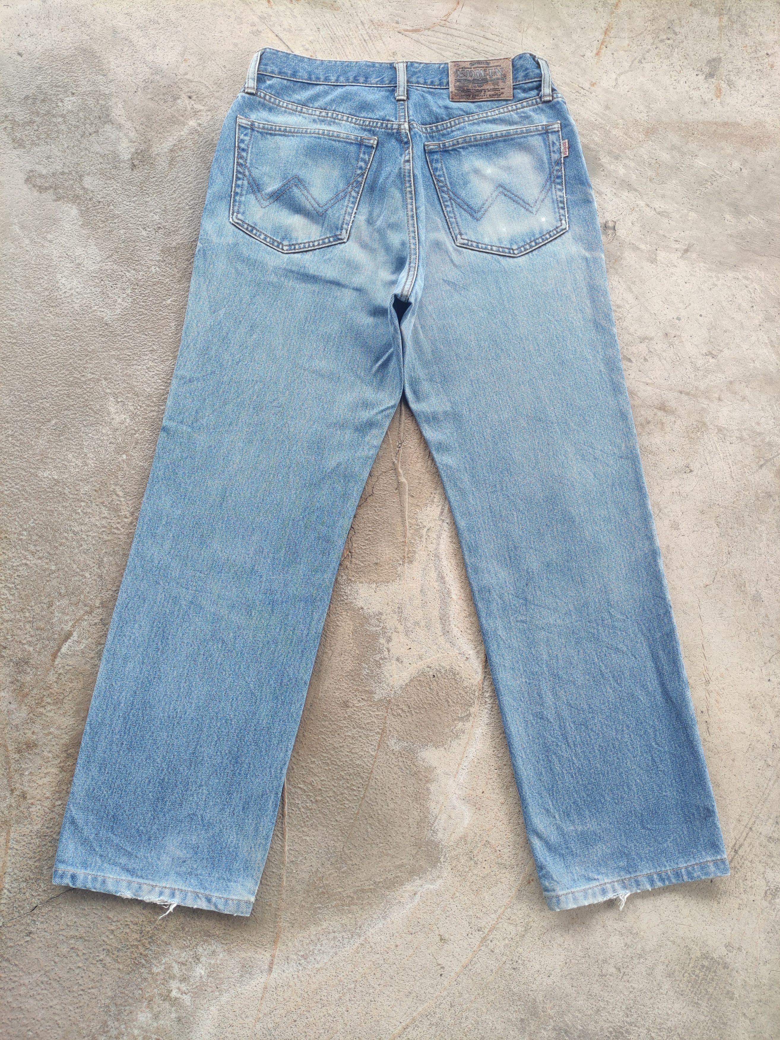 Edwin Vintage Edwin Jean Distressed Faded Denim Pants Size US 31 - 9 Thumbnail