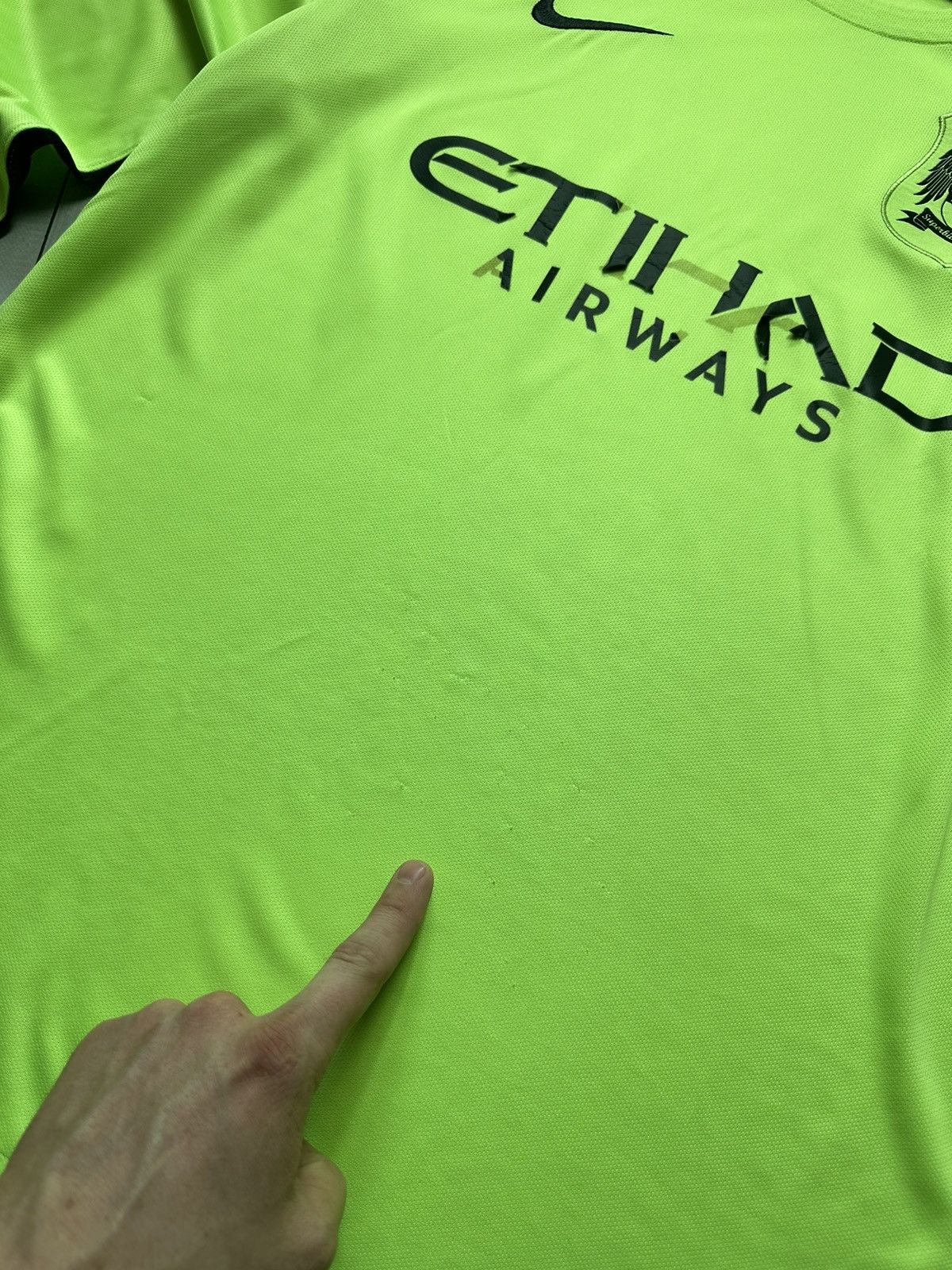 Nike × Vintage Vintage Nike Manchester City yellow size L long sleeve L Size US L / EU 52-54 / 3 - 3 Thumbnail