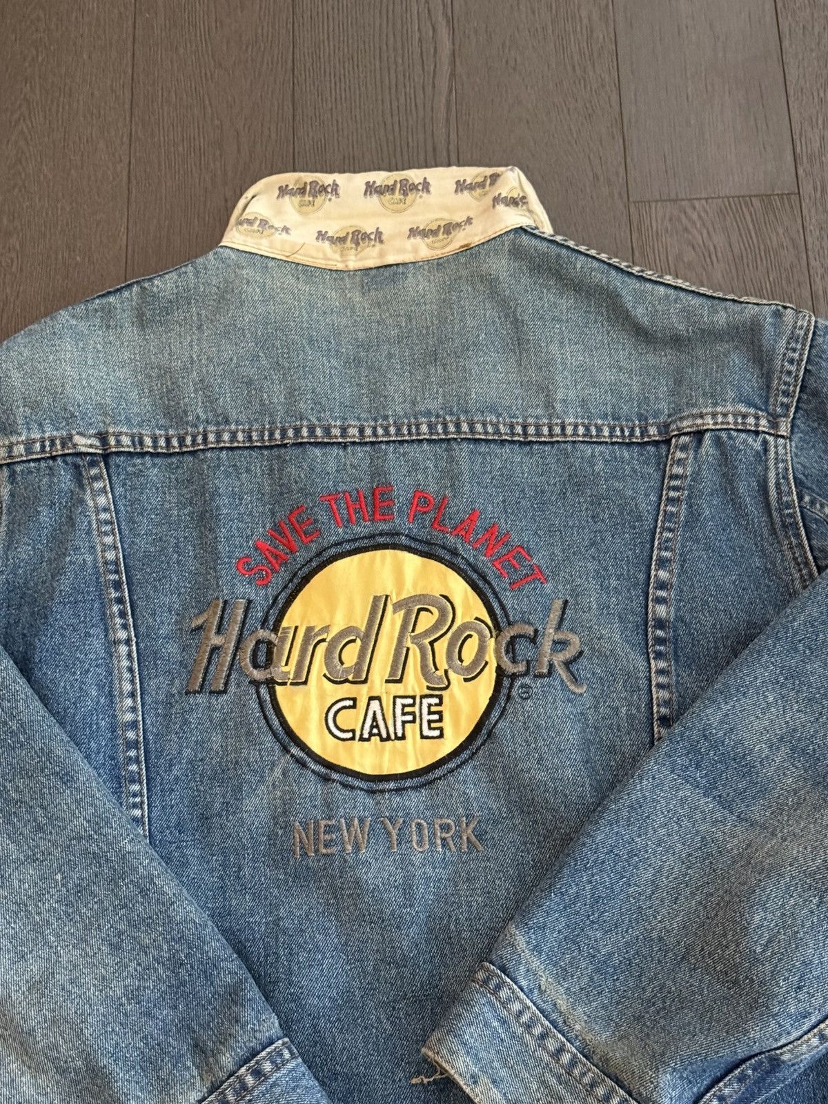 Hard Rock Cafe Vintage Hard Rock Cafe New York Jean Jacket Size US S / EU 44-46 / 1 - 3 Thumbnail