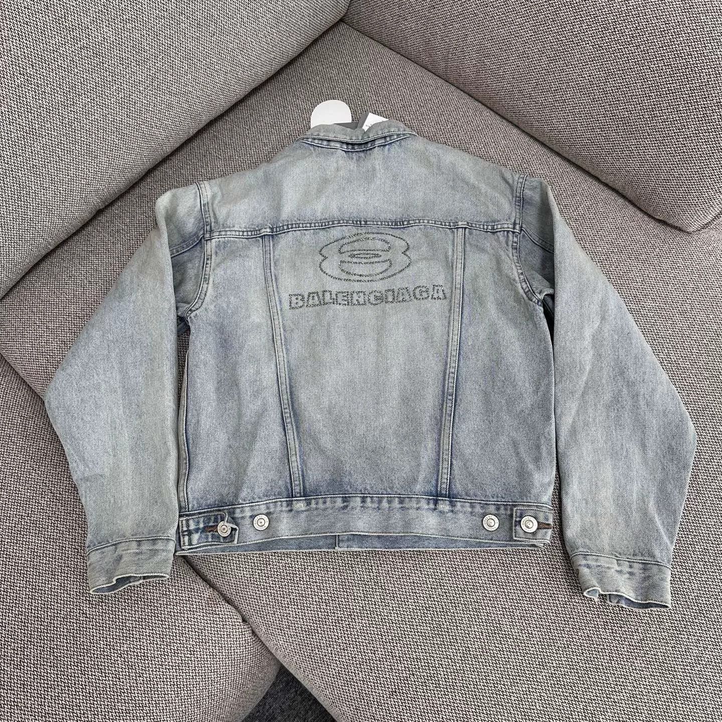 Balenciaga Balenciaga Collared Solid Diamond Logo Denim Jacket Size XXS / US 00 / IT 34 - 1 Thumbnail
