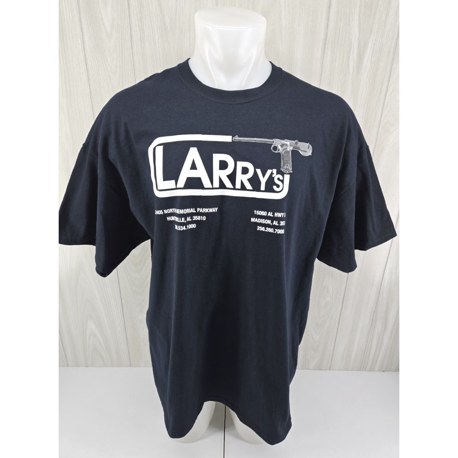 Gildan Gildan T-Shirt Black 2XL Larry's Pistol & Pawn Short Sleeve Crew Neck Logo Graphic Print Men Size US XXL / EU 58 / 5 - 2 Thumbnail