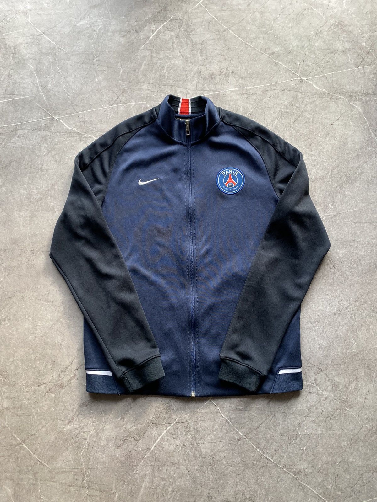 Nike Vintage 2015 Nike PSG Paris Saint German Track Jacket Size US M / EU 48-50 / 2 - 2 Thumbnail