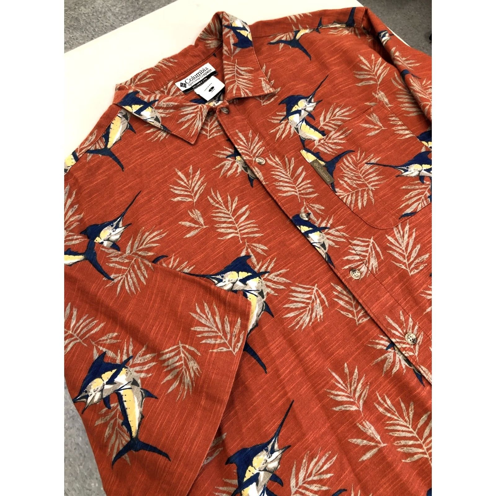 Vintage Columbia Mens Button Shirt L Orange Short Sleeve Hawaiian Fish Marlin Swordfish Size US L / EU 52-54 / 3 - 3 Thumbnail