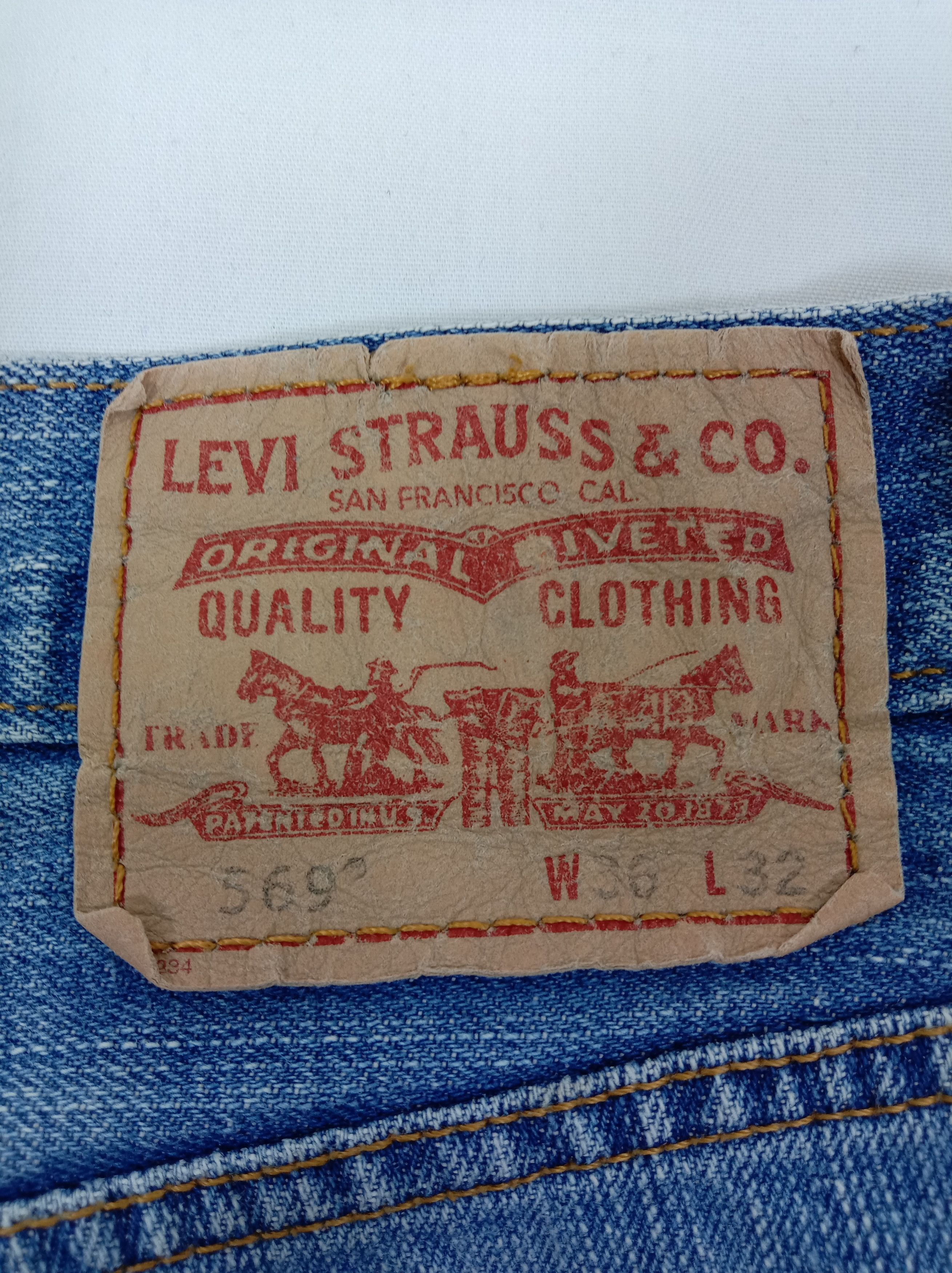 Levi's Vintage Levi's 569 Jeans Blue Wash Loose Straight Denim Size US 36 / EU 52 - 14 Thumbnail