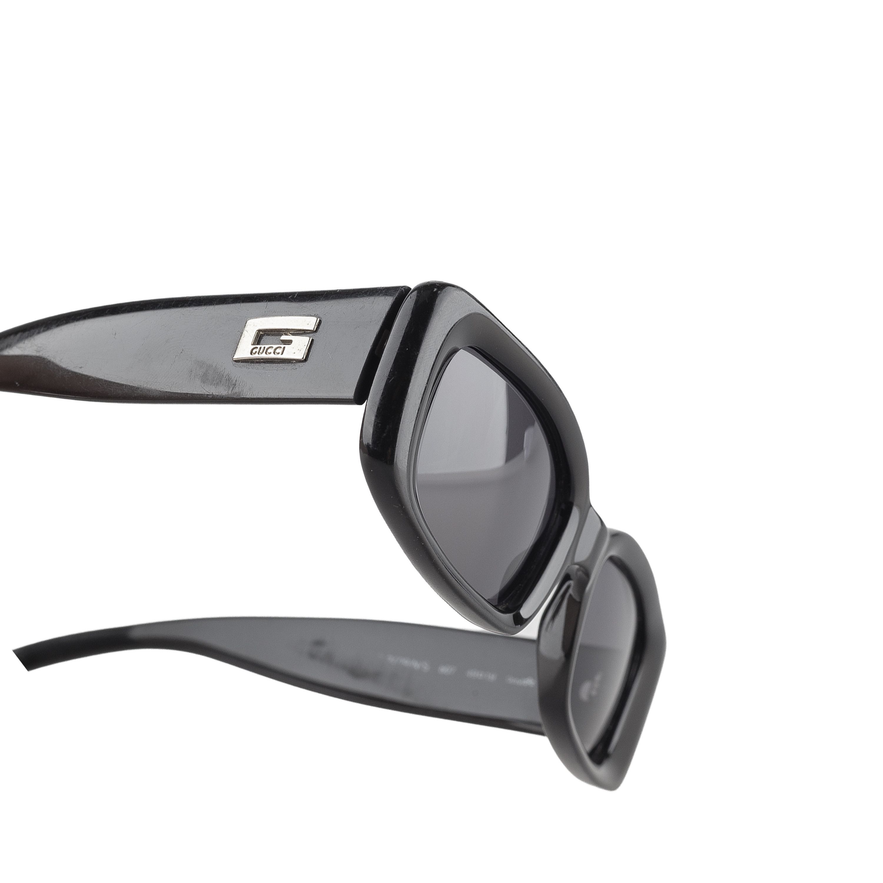 Gucci Gucci GG 2409/S Black Vintage Sunglasses Size ONE SIZE - 4 Thumbnail