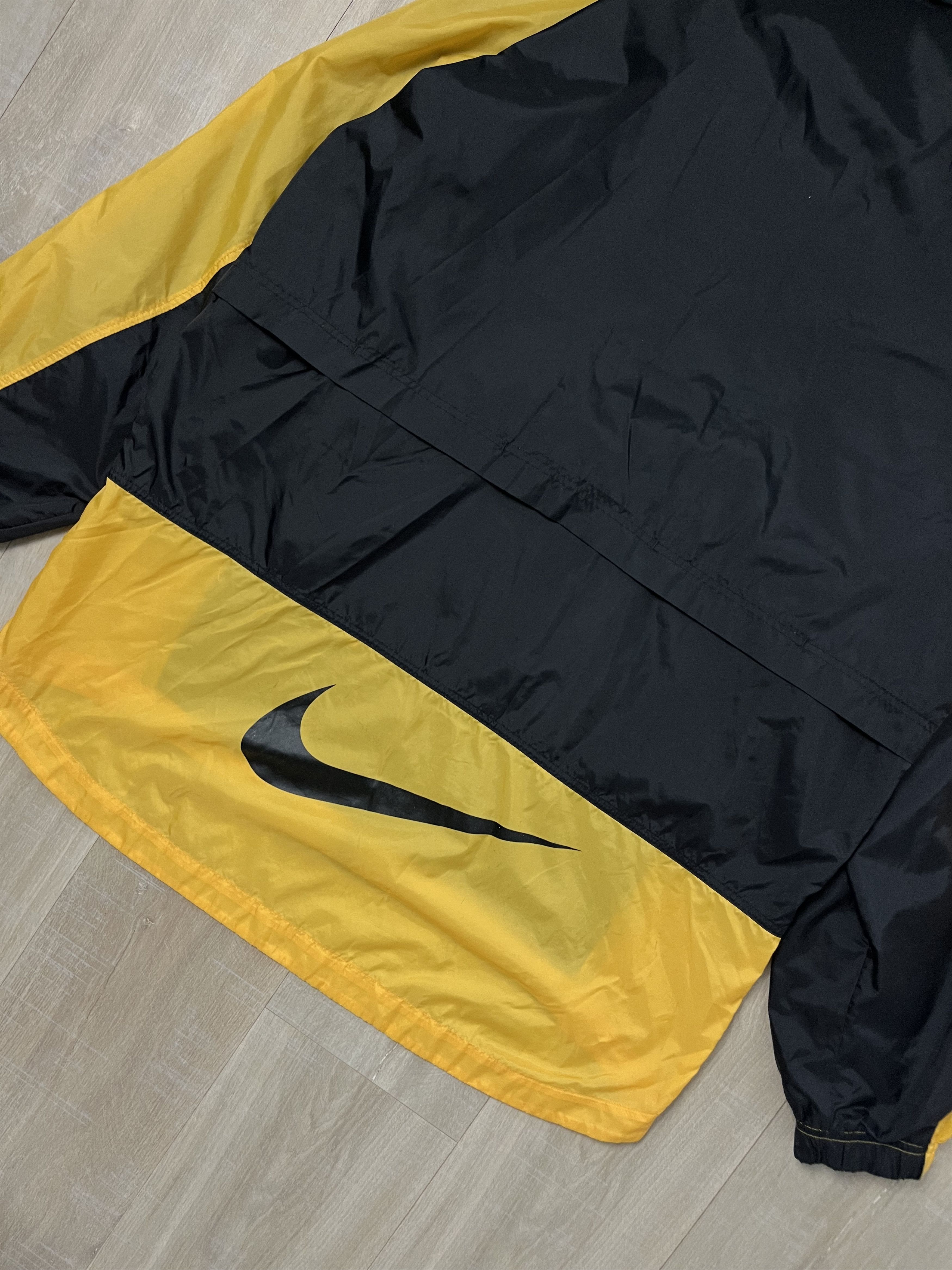 Nike Borussia Dortmund Football Jacket 1997/98 adult Size XL Nike Size US XL / EU 56 / 4 - 11 Thumbnail