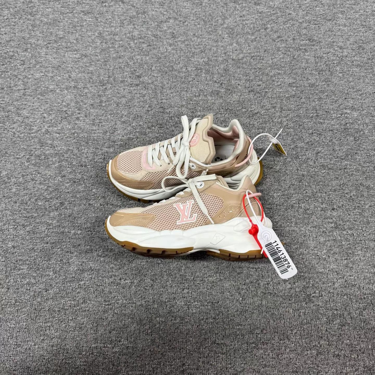 Louis Vuitton LV Run 55 nude pink colorblock dad shoe Size US 5.5 / IT 35.5 - 1 Thumbnail