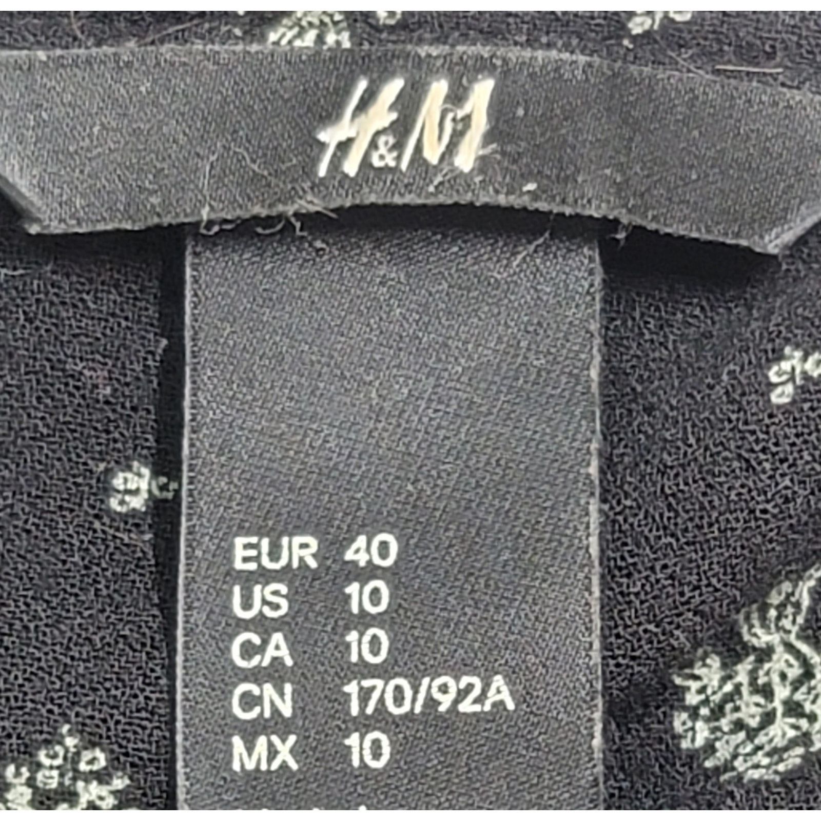 H&M H&M Black Floral Print Frayed Detail Henley Top 10 HI Low Size L / US 10 / IT 46 - 3 Thumbnail