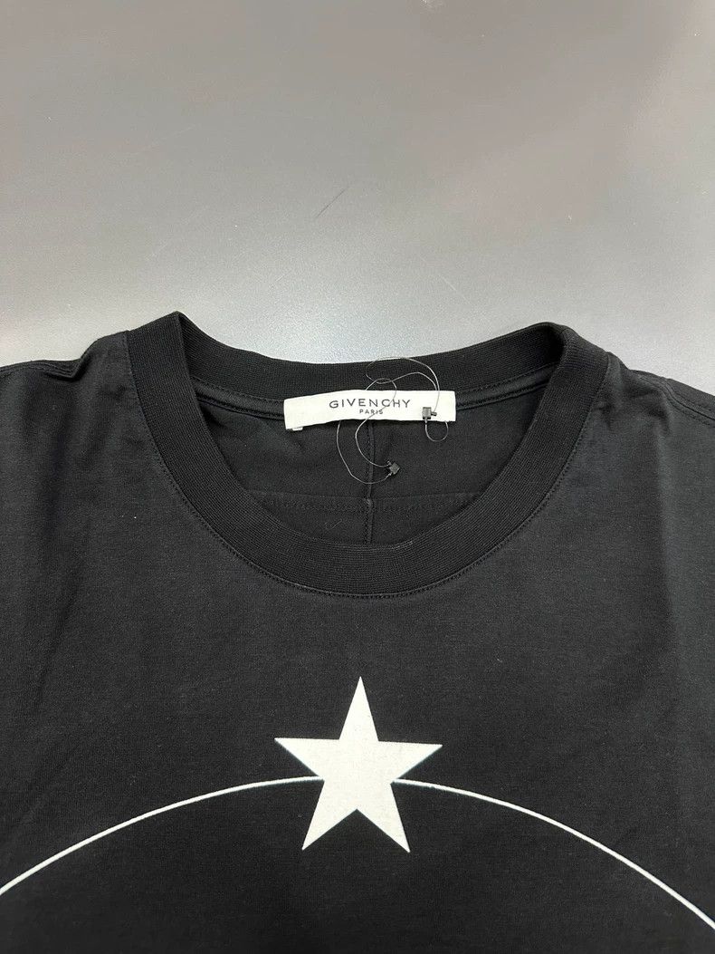 Givenchy Givenchy Double monkey T-shirt Size US M / EU 48-50 / 2 - 2 Thumbnail