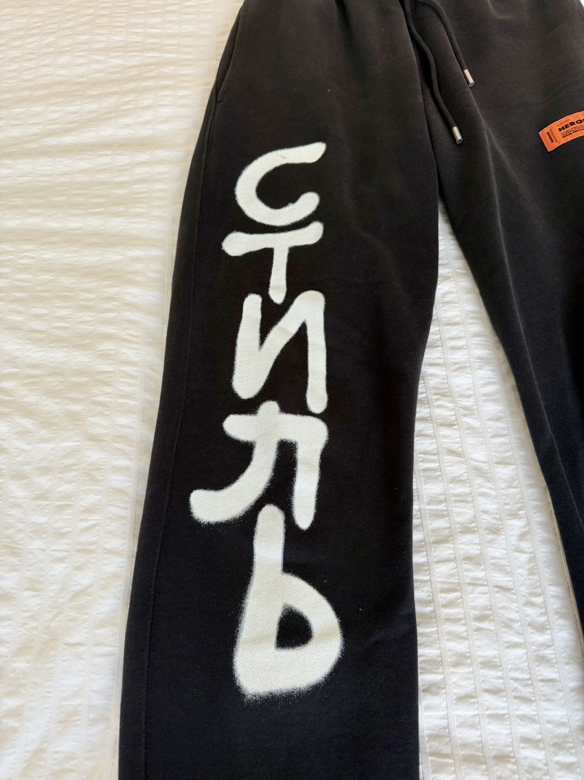 Heron Preston Heron Preston FW21 “СТИЛЬ” Style Sweatpants Size US 30 / EU 46 - 3 Thumbnail