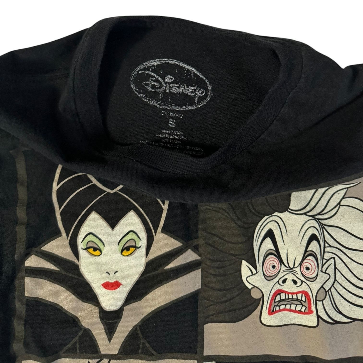 Disney Disney Maleficent Cruella Ursula Queen of Hearts T Shirt SM Size US S / EU 44-46 / 1 - 2 Thumbnail