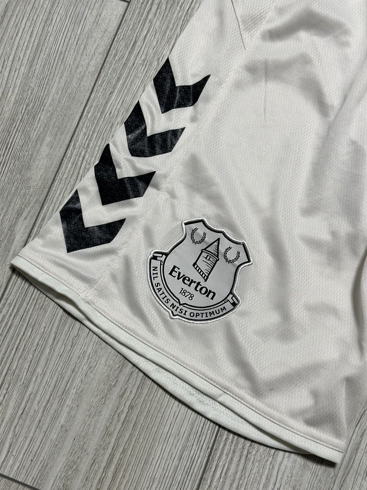 Hummel New Hummel Everton Football Shorts 2021/22 Size US 32 / EU 48 - 3 Thumbnail