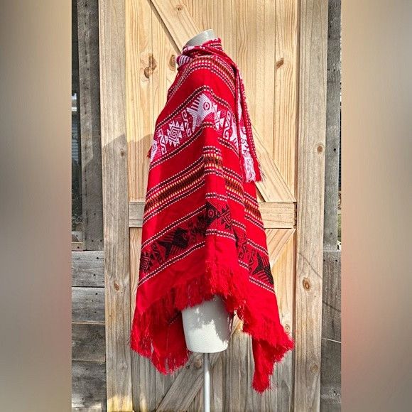 Other Vintage Red Knit Aztec Southwest Fish Fringe Poncho w/Scarf Size ONE SIZE - 4 Thumbnail