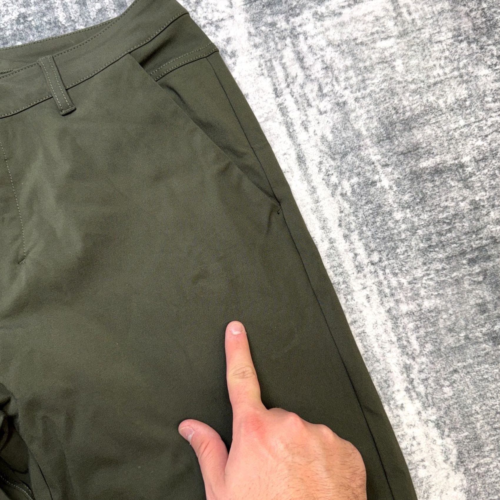 Vintage BYLT Everyday Pants 2.0 Mens 34 Green Chino Tapered 30in Inseam Stretch Flat Front 5-Pocket Casual Business Travel Pants Size US 34 / EU 50 - 3 Thumbnail