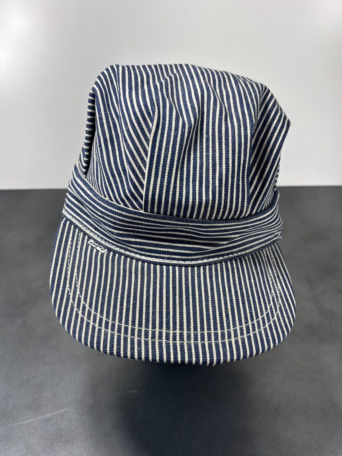 Levi's Vintage Levi's White Tab Hat Vintage Hickory Stripe Denim US Size ONE SIZE - 8 Thumbnail