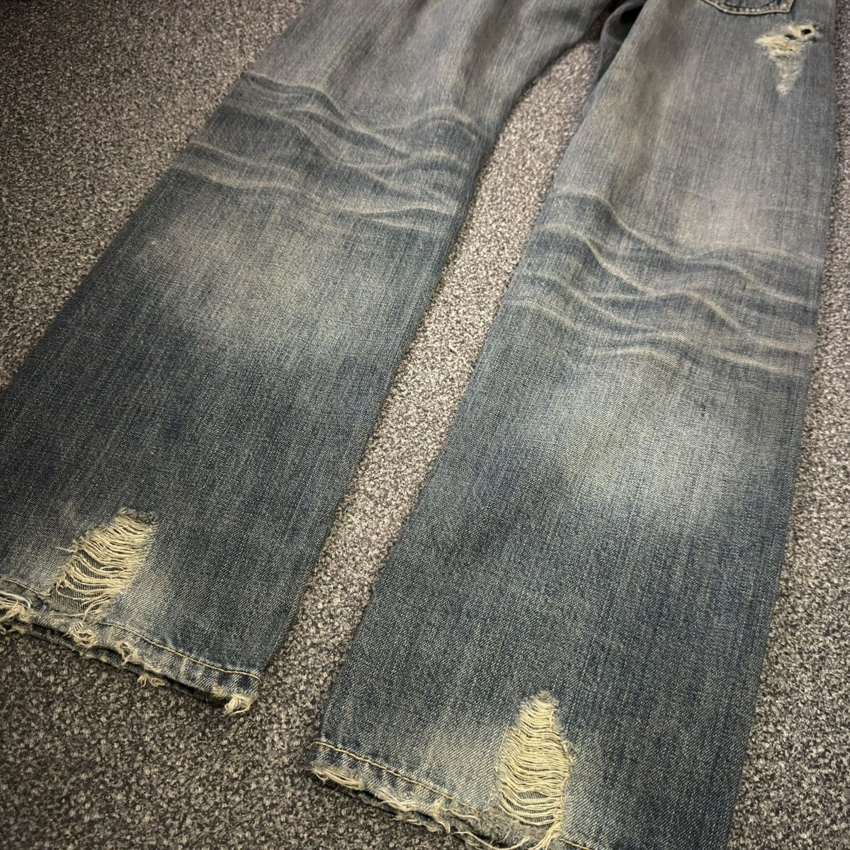 Japanese Brand Vintage Boot Cut Japanese Distressed Trim Studded Denim Size US 31 - 9 Thumbnail
