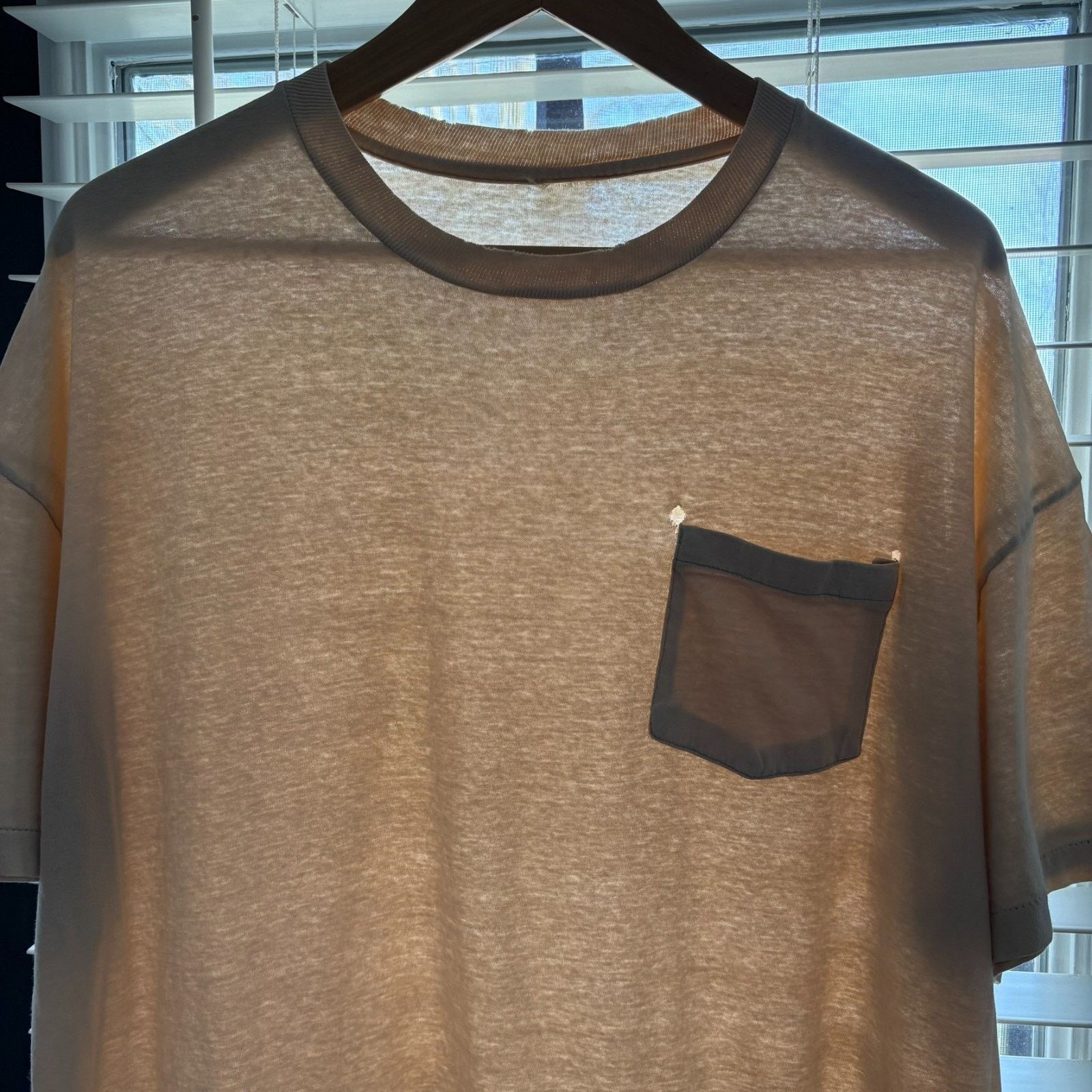 Vintage Vintage Paper Thin Worn Burnout T-Shirt Size L 1980s Brown Size US L / EU 52-54 / 3 - 2 Thumbnail