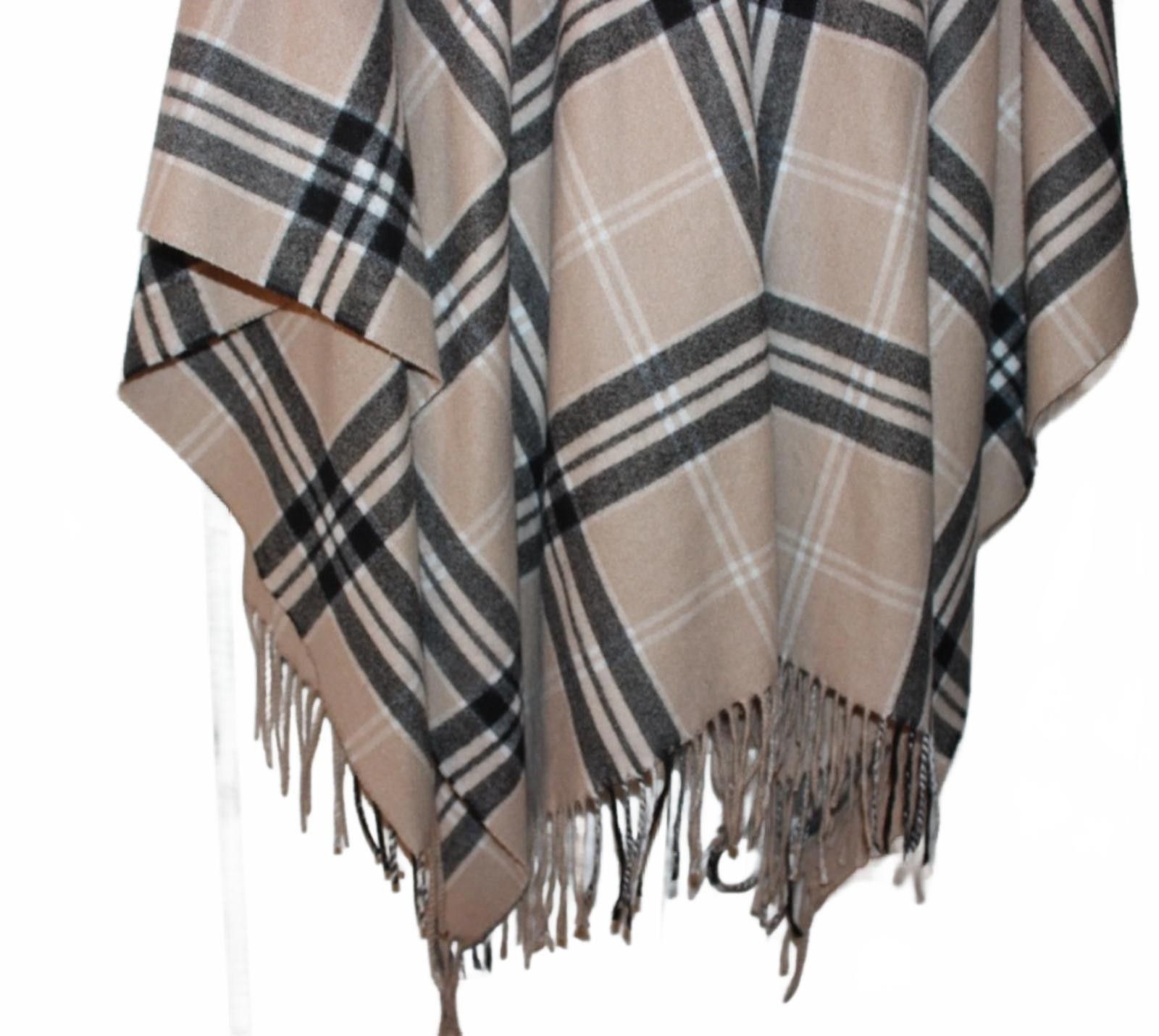 Other Adrienne Vittadini Plaid Fringe Poncho Wrap Sweater One Sz Size ONE SIZE - 4 Thumbnail