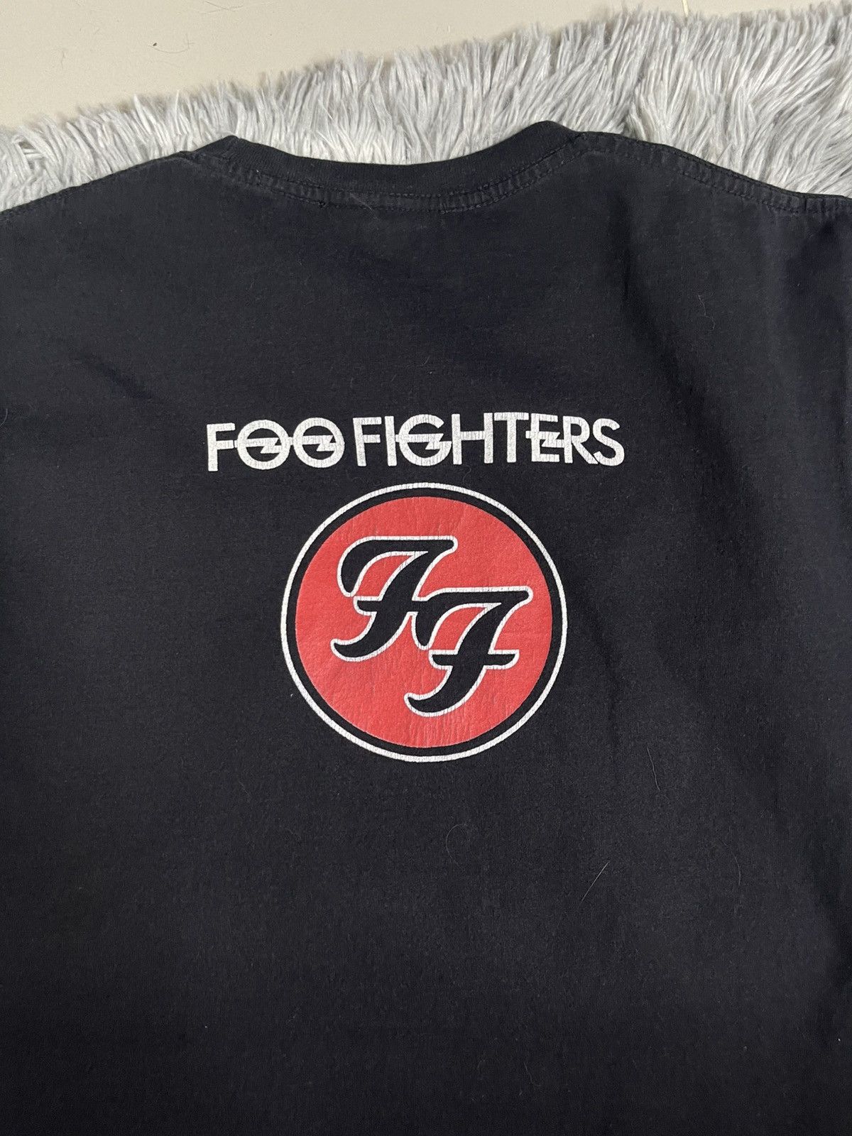 Band Tees Foo Fighters Black 'Ray Gun' Blaster Graphic T-Shirt Size US M / EU 48-50 / 2 - 6 Thumbnail