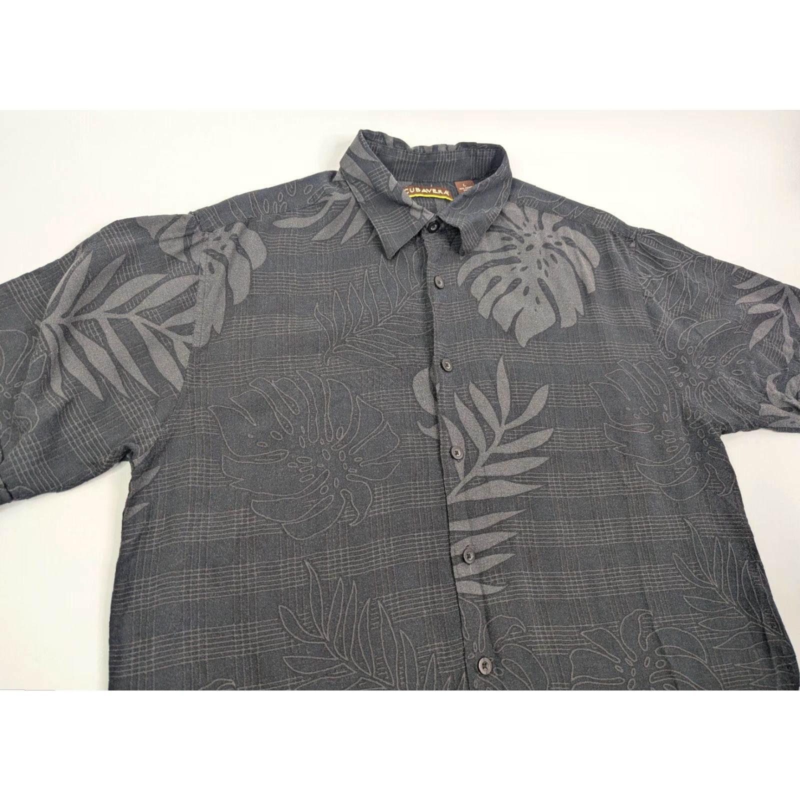 Cubavera Cubavera Shirt Mens L Black Tropical Button Up Short Sleeve Hawaiian Rayon Viscose Size US L / EU 52-54 / 3 - 2 Thumbnail
