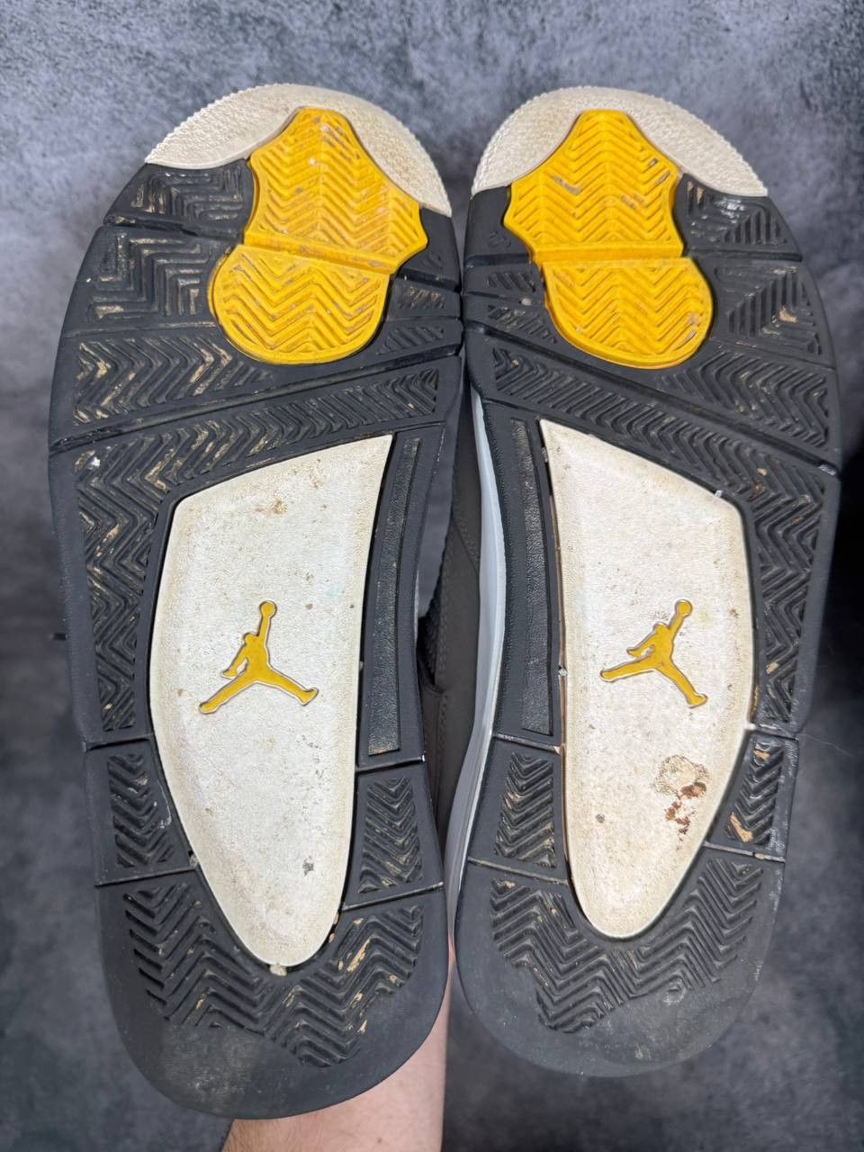 Jordan Brand Size 9.5 | Jordan 4 Cool Grey No Box | Pre-Owned Size US 9.5 / EU 42-43 - 6 Thumbnail