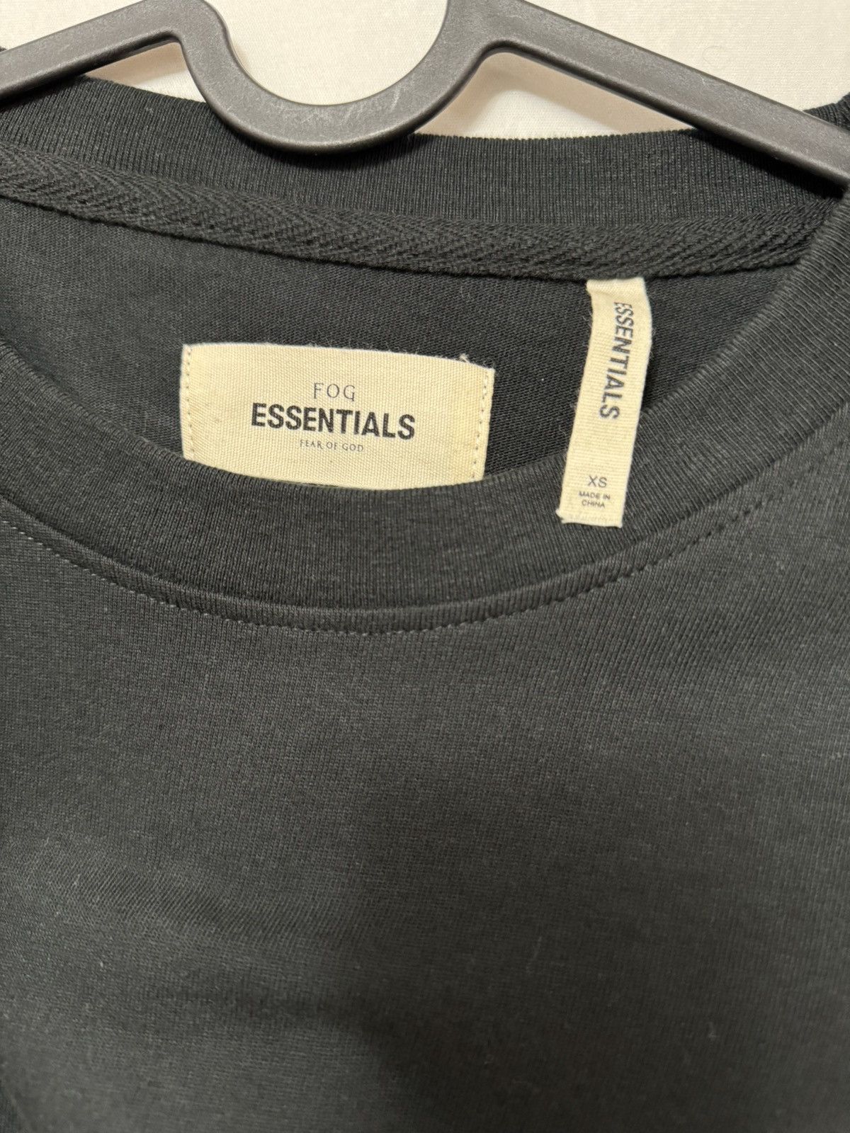 Fear of God 🔥Fear of God Essentials Boxy Graphic Tee FW18 Black SZ XS Size US XS / EU 42 / 0 - 4 Thumbnail