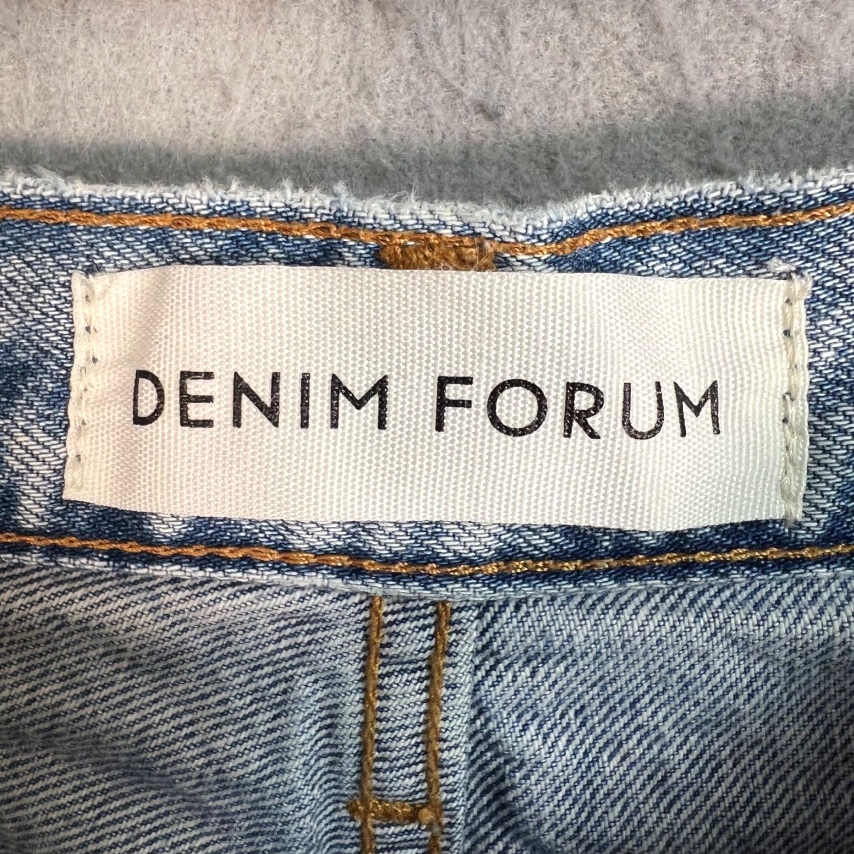Vintage Denim Forum The Joni Jeans Size 24 High Rise Light Wash Distressed Womens Size 42" / US 20 - 3 Thumbnail