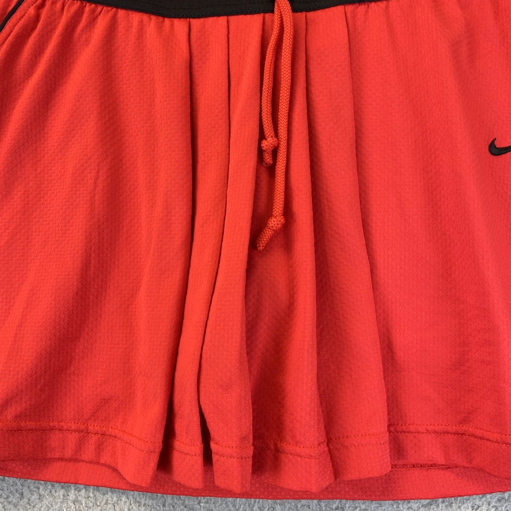 Nike Nike Women’s Athletic Skirt Skort Red Size L (12-14) Athletic Tennis 73-26 Comfort Size 36" / US 14 / IT 50 - 3 Thumbnail