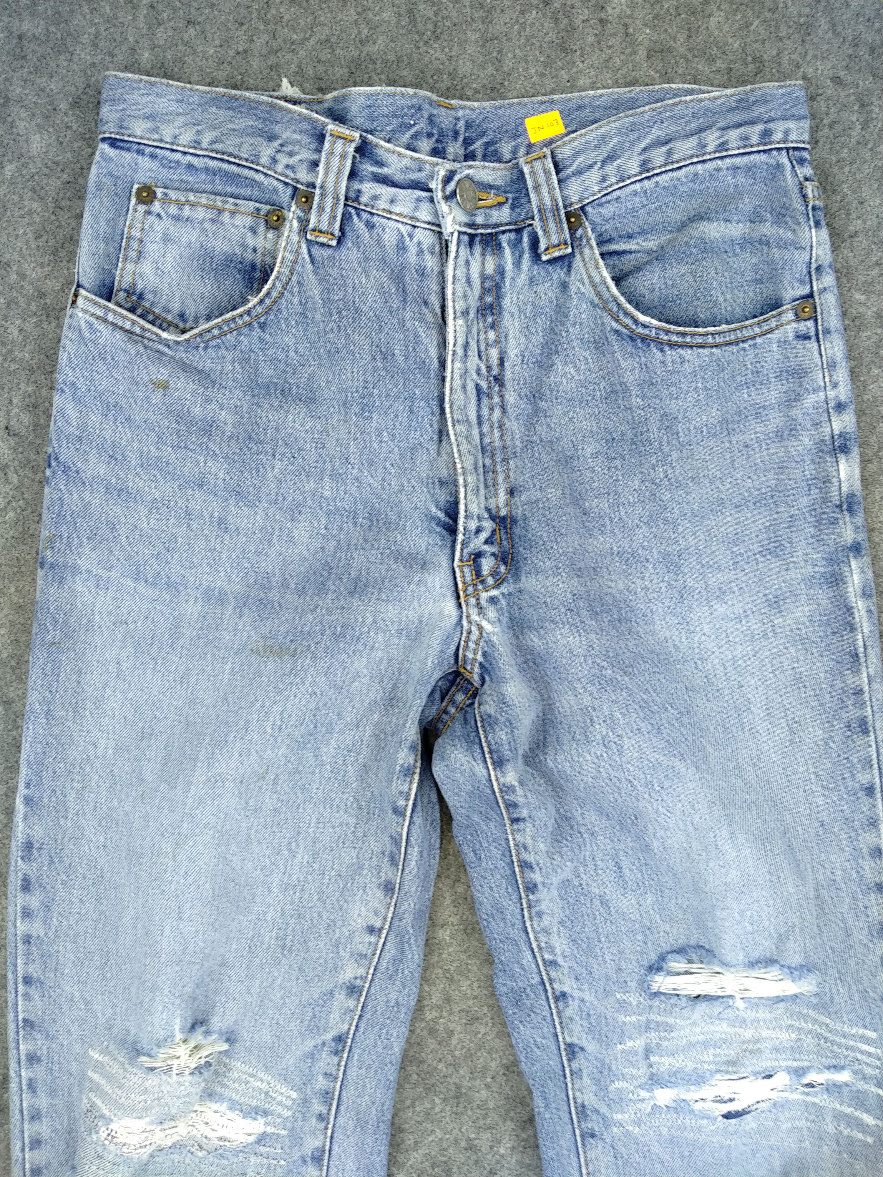 Levi's Faded Blue Vintage Levi's 502 Jeans 35x27.5 Denim -JN107 Size US 35 - 3 Thumbnail