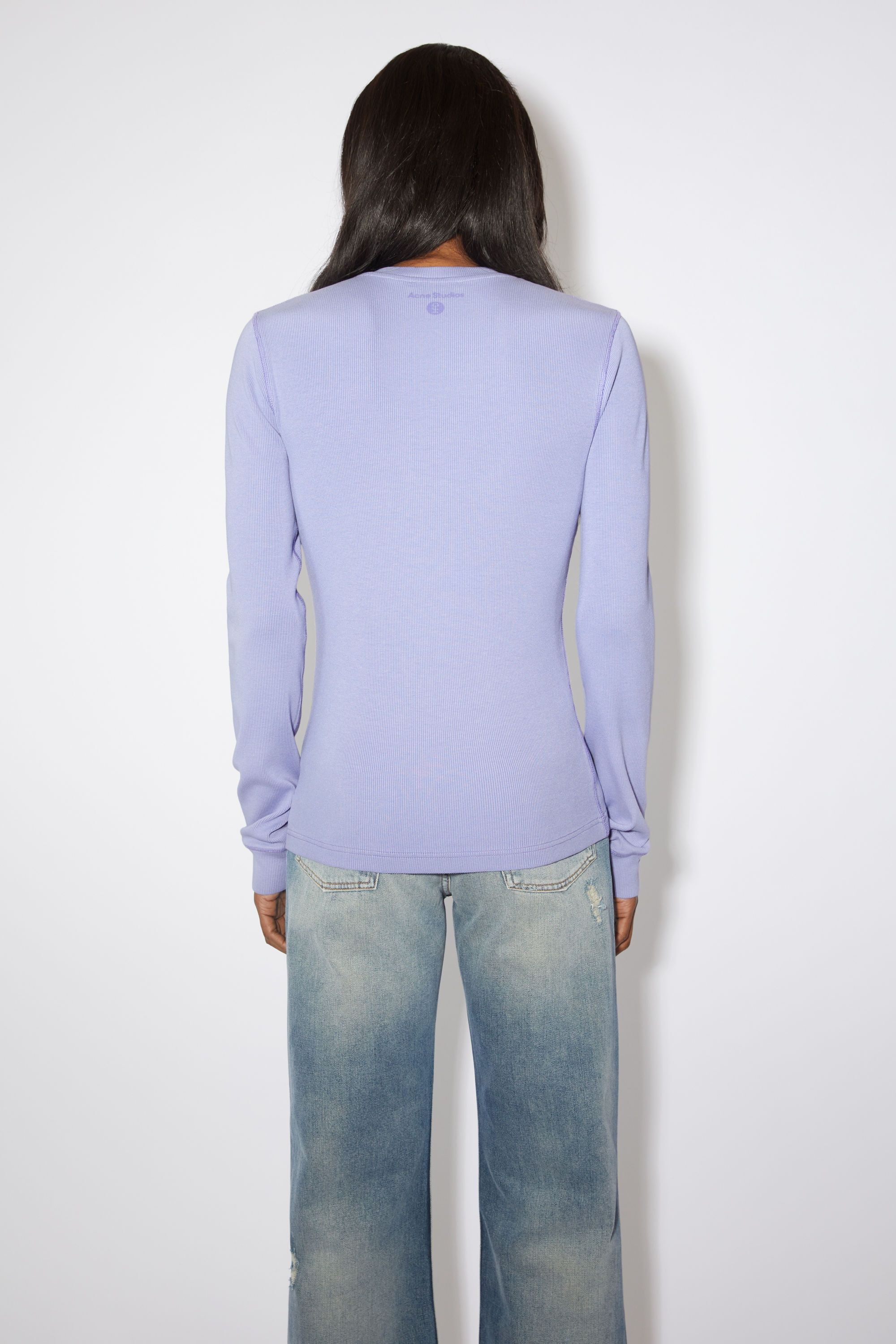 Acne Studios o1y0725 Crewneck T-Shirt in Lilac Size L / US 10 / IT 46 - 5 Thumbnail
