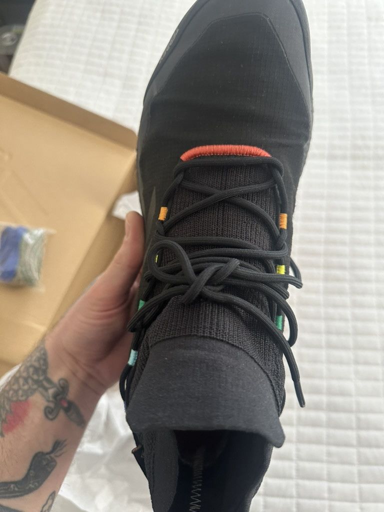 Adidas × Kith adidas Terrex Free Hiker Gore-Tex Kith Black / Iridescent Size US 11.5 / EU 44-45 - 6 Thumbnail