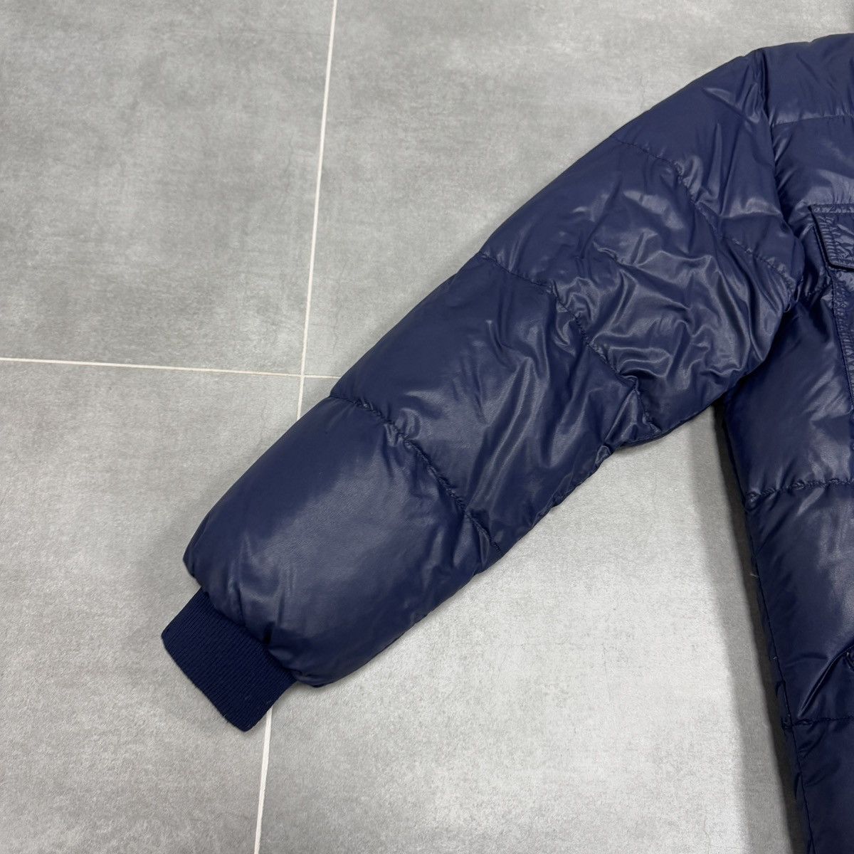 Moncler × Vintage Vintage Moncler Grenoble Puffer Down Jacket Size M Size US M / EU 48-50 / 2 - 4 Thumbnail