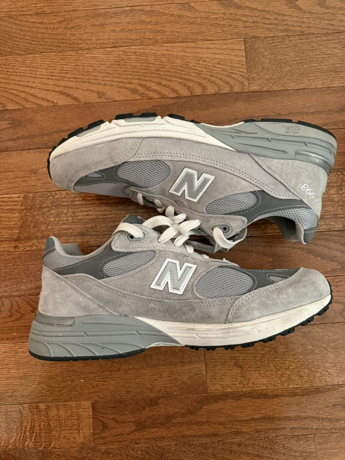 New Balance Made in USA 993 Size US 12 / EU 45 - 1 Thumbnail