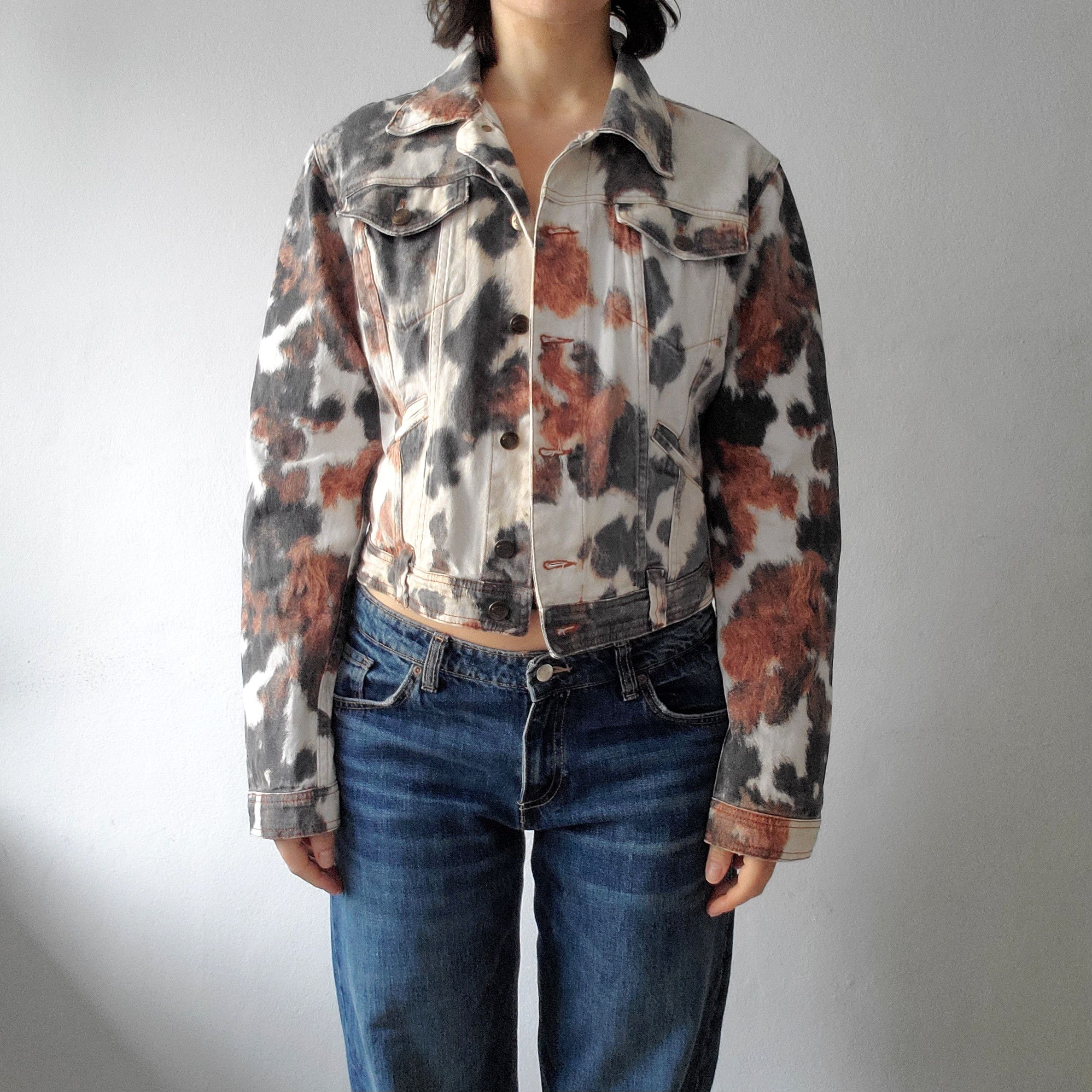 Roberto Cavalli Roberto Cavalli rare vintage SS 2004 cow print denim jacket Size L / US 10 / IT 46 - 16 Thumbnail