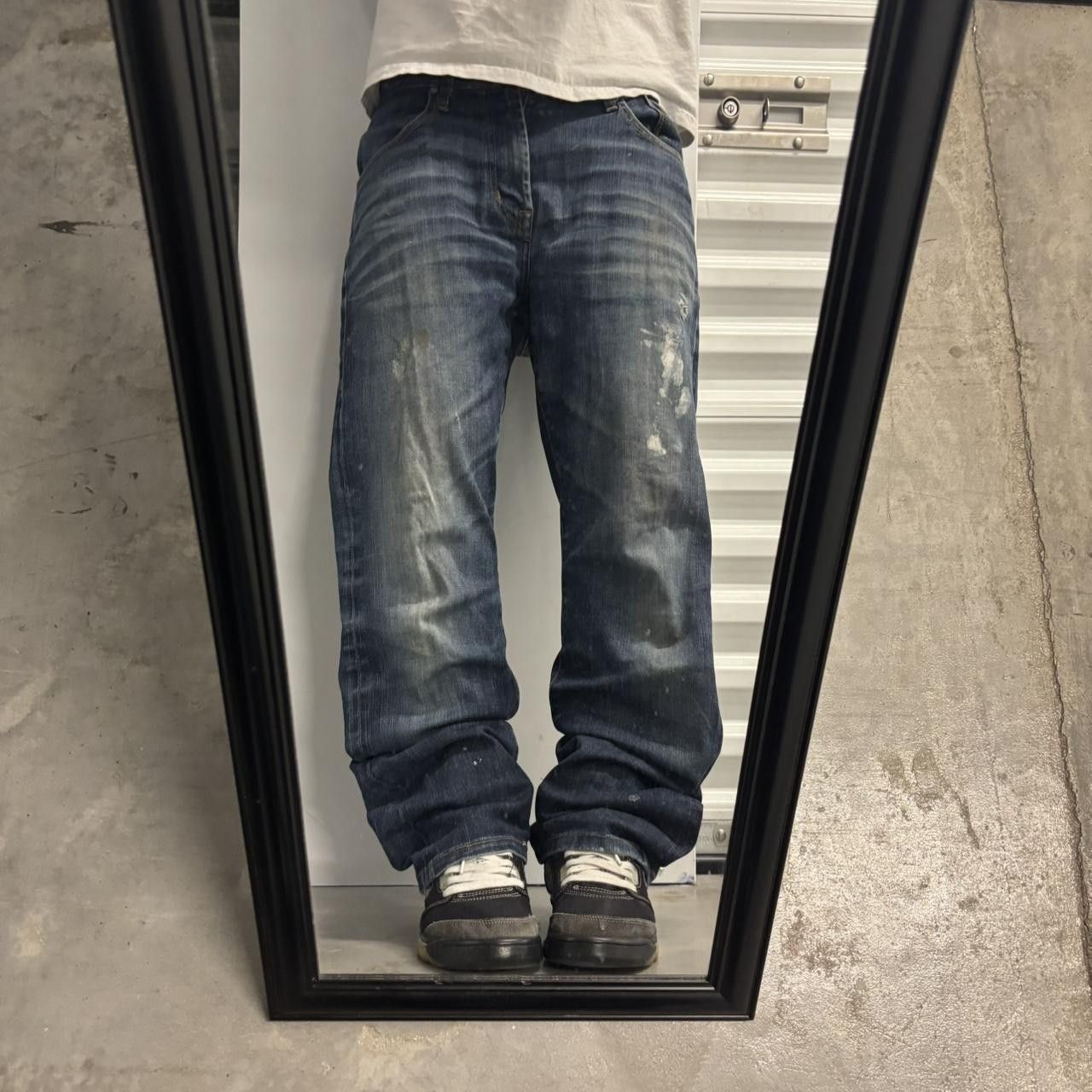 Vintage Crazy Vintage Y2K/2000s Grunge Faded Dark Wash Paint Splatter Denim Jeans! 34x30 Size US 34 / EU 50 - 1 Thumbnail