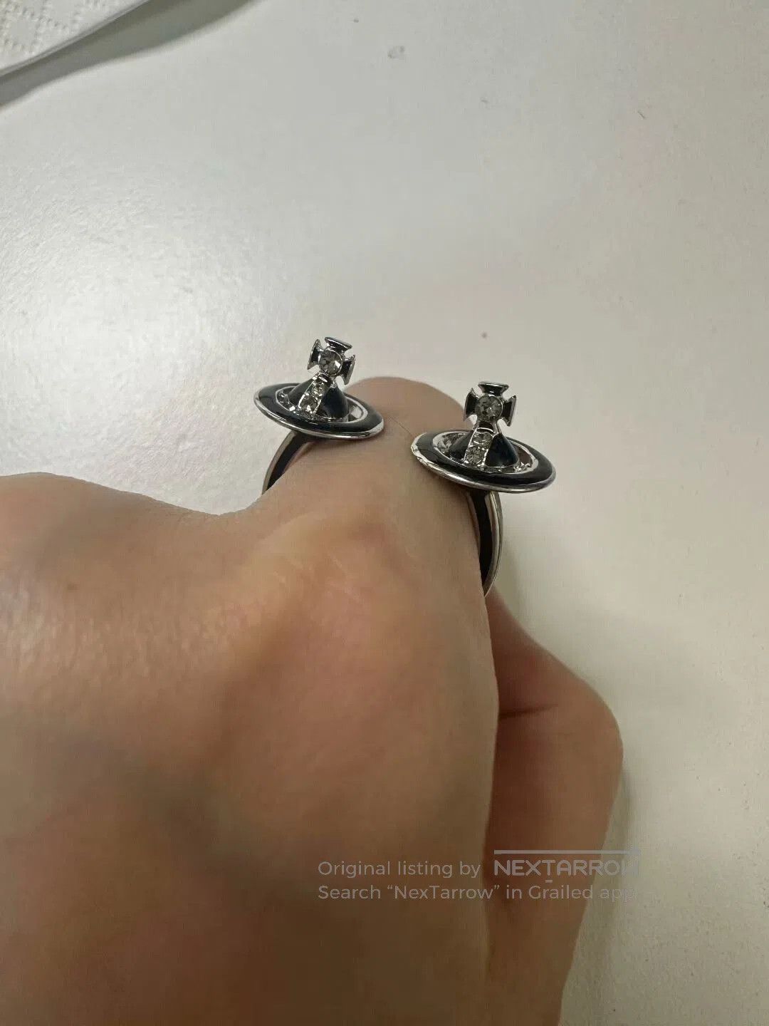 vivienne westwood saturn ring in black.