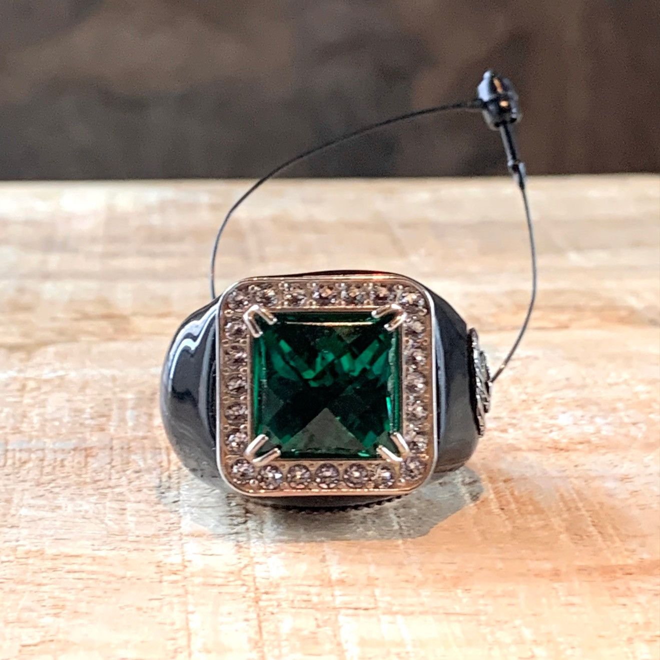 Gucci Gucci Black Enamel Crystal GG Cocktail Ring Size ONE SIZE - 2 Thumbnail