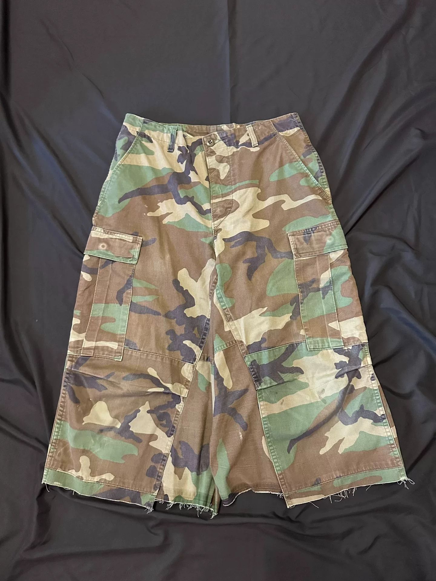Vintage Vintage 80s 90s Camo Cargo Remake Pants Size US 31 - 1 Thumbnail
