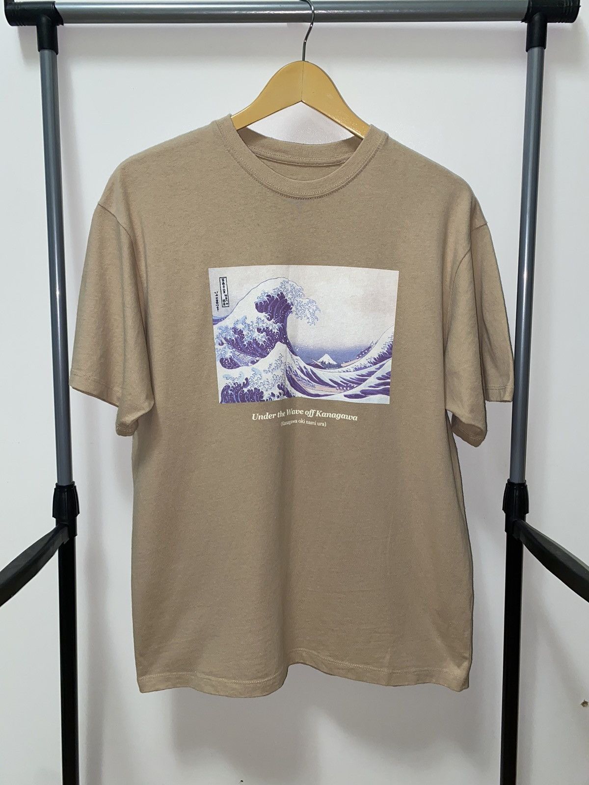 Japanese Brand Hokusai - Under The Wave Off Kanagawa - Pull&Bear Tee Size US S / EU 44-46 / 1 - 3 Thumbnail