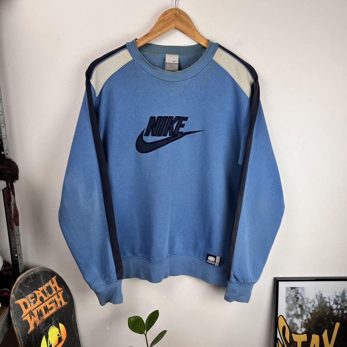Vintage Nike Vintage Hoodie Big Logo Spell Out Crewneck Swoosh 90s Size US M / EU 48-50 / 2 - 1 Thumbnail