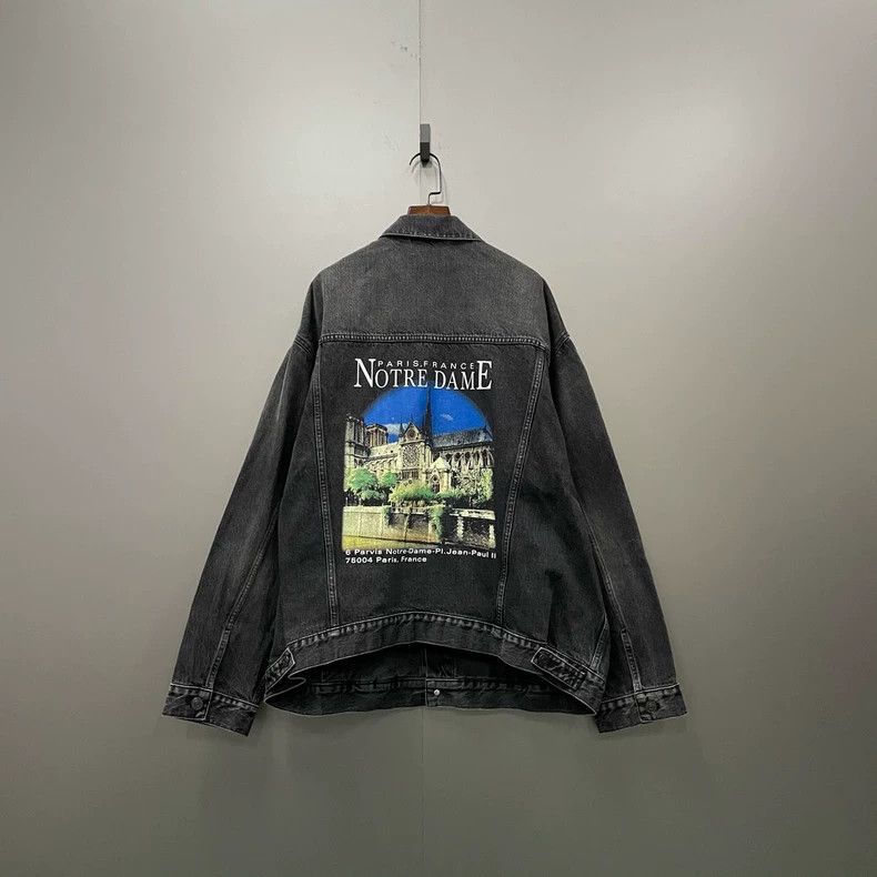 Balenciaga Balenciaga size 36 Castle print denim jacket Size L / US 10 / IT 46 - 1 Thumbnail