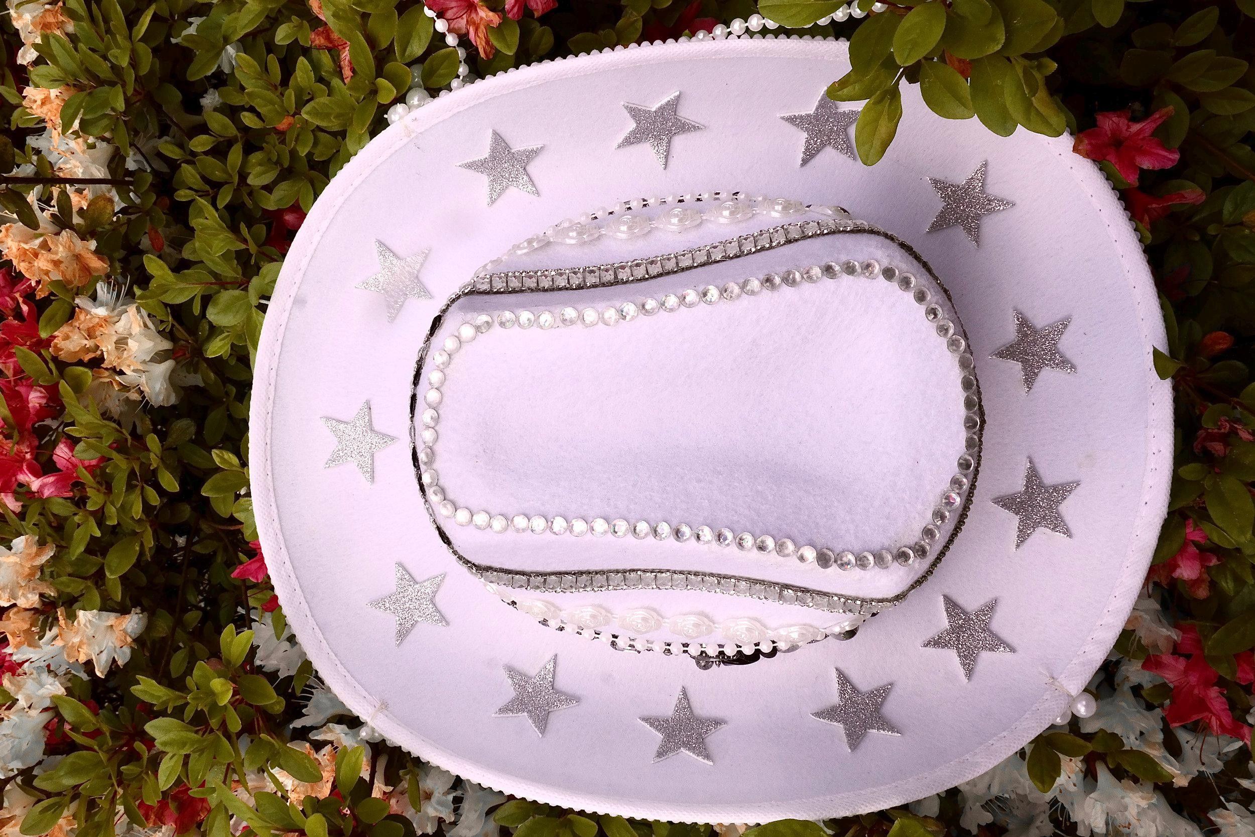 Handmade Classy Silver Cowgirl Hat Size ONE SIZE - 7 Thumbnail